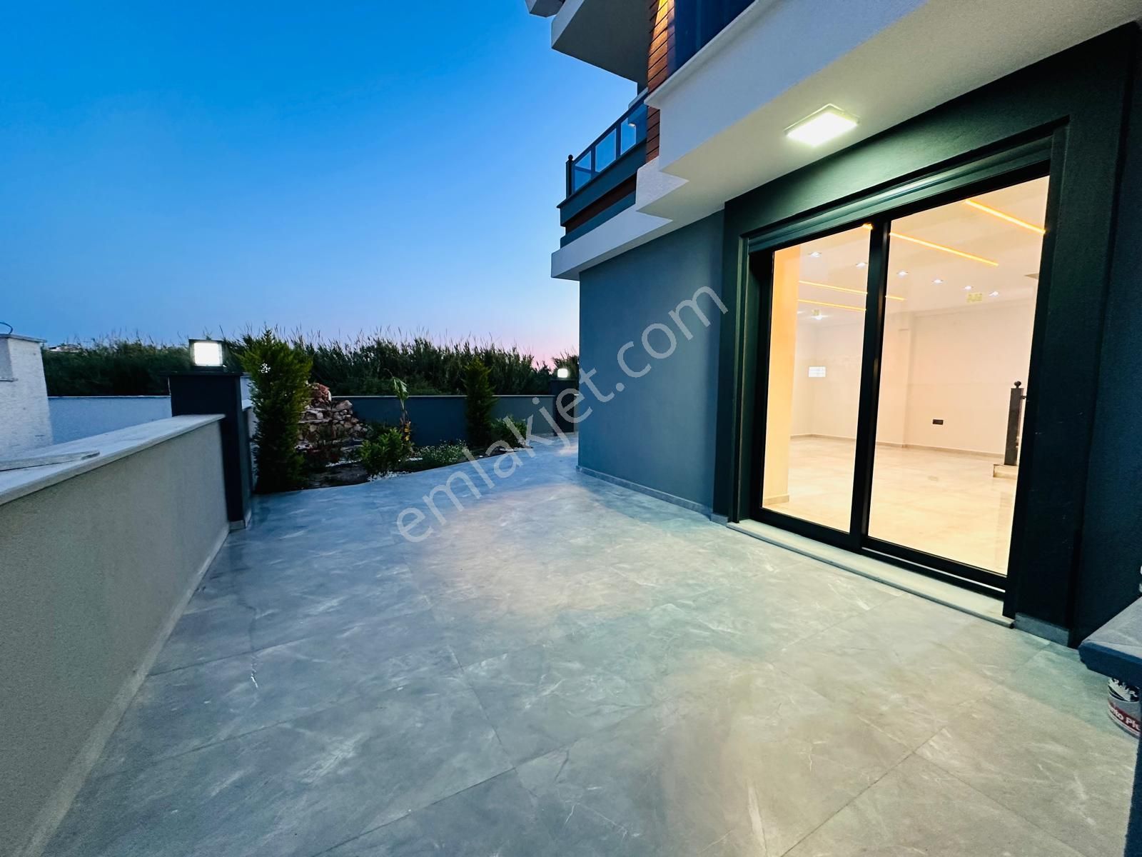 Didim Hisar Mah. 3+1 Açık Mutfaklı Bahçeli Ve Teraslı Ultra Lüx Villamız Satılıktır - Görsel 8