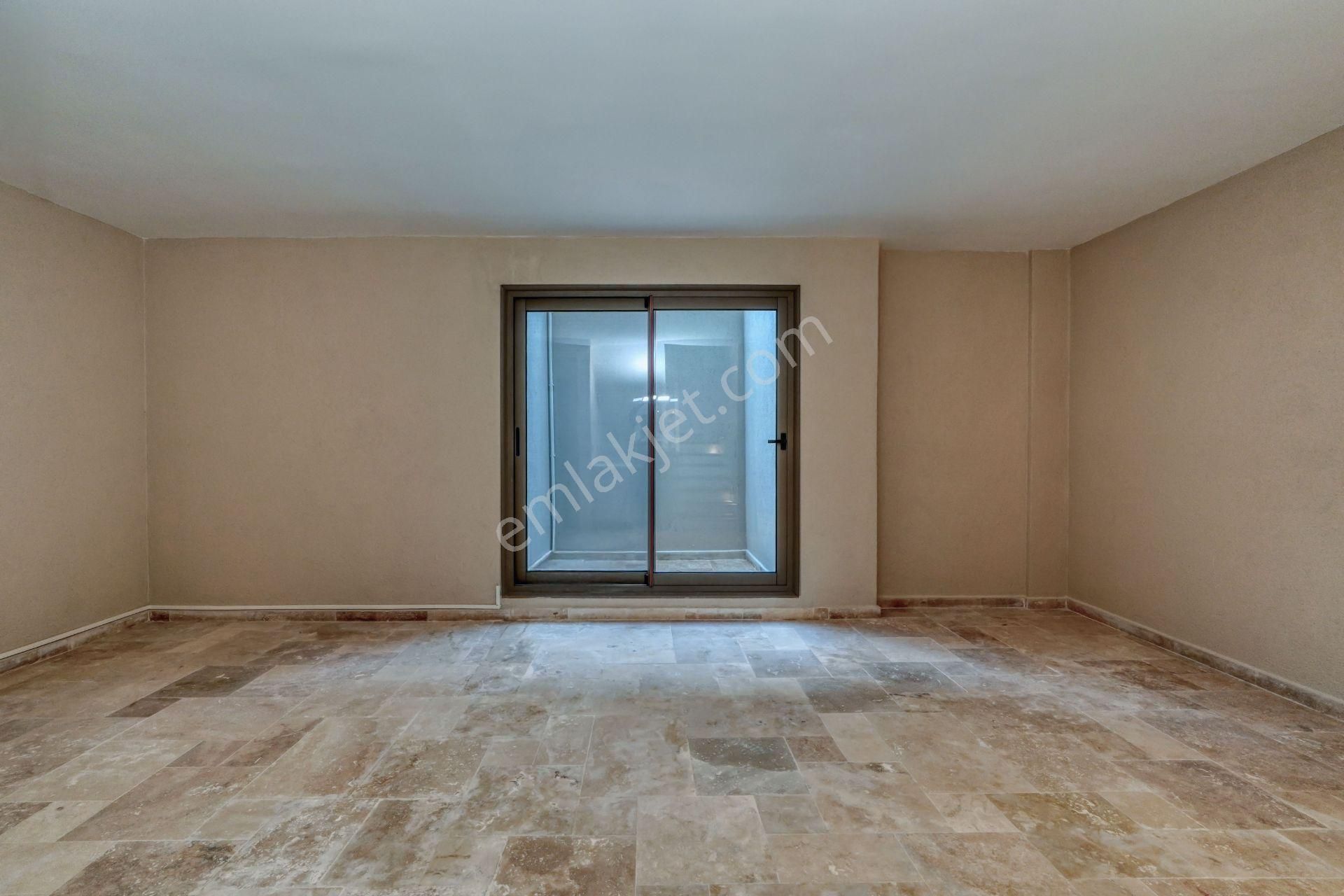 Çeşmealtı Harika Lokasyon Da Tam Müstakil Konsept Villa - Görsel 24