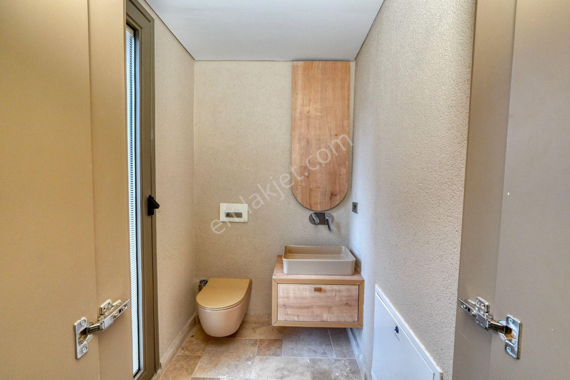 Çeşmealtı Harika Lokasyon Da Tam Müstakil Konsept Villa - Görsel 19