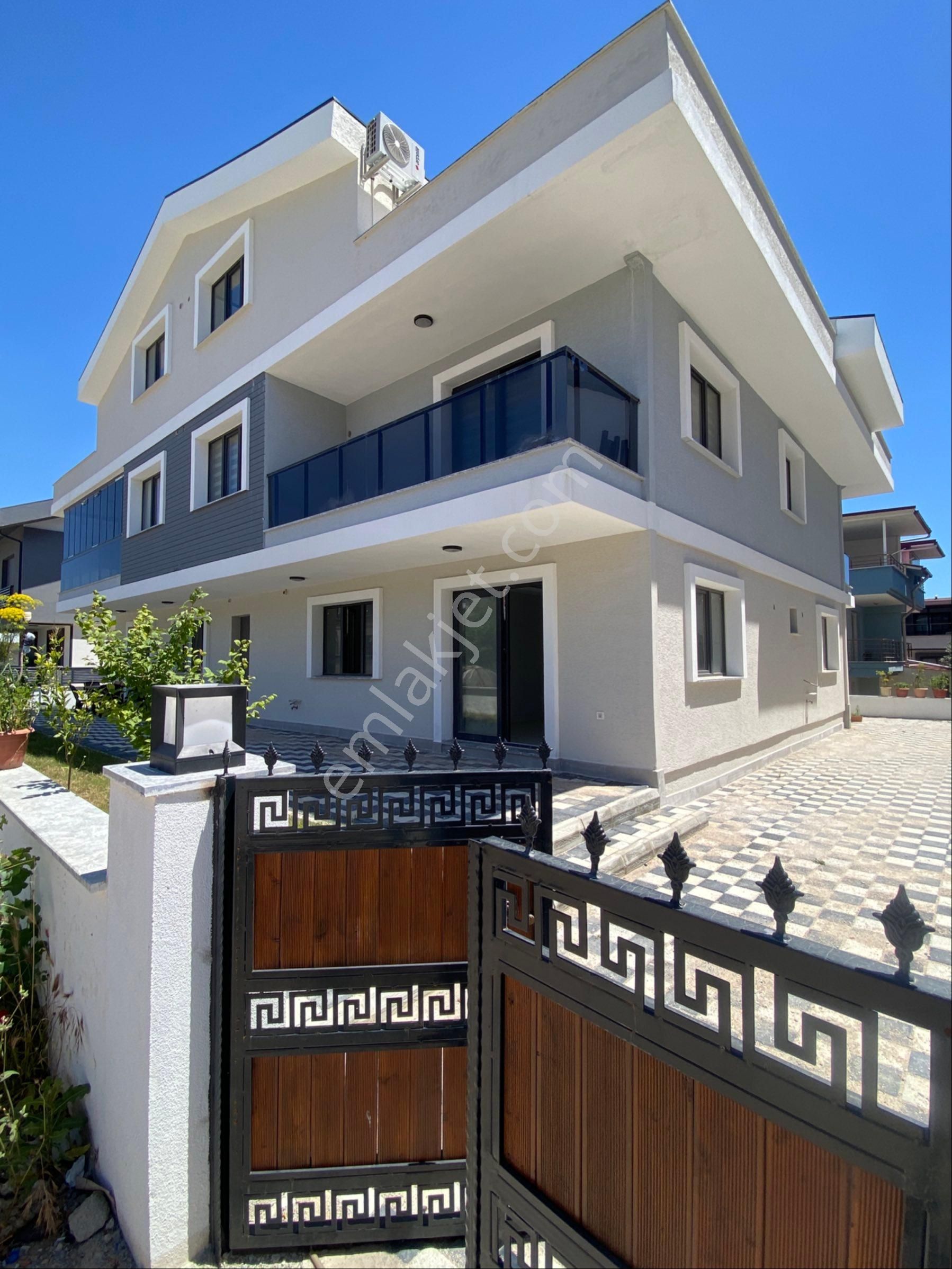 Merkezde Sıfır Binada 1+1 Geniş Daire