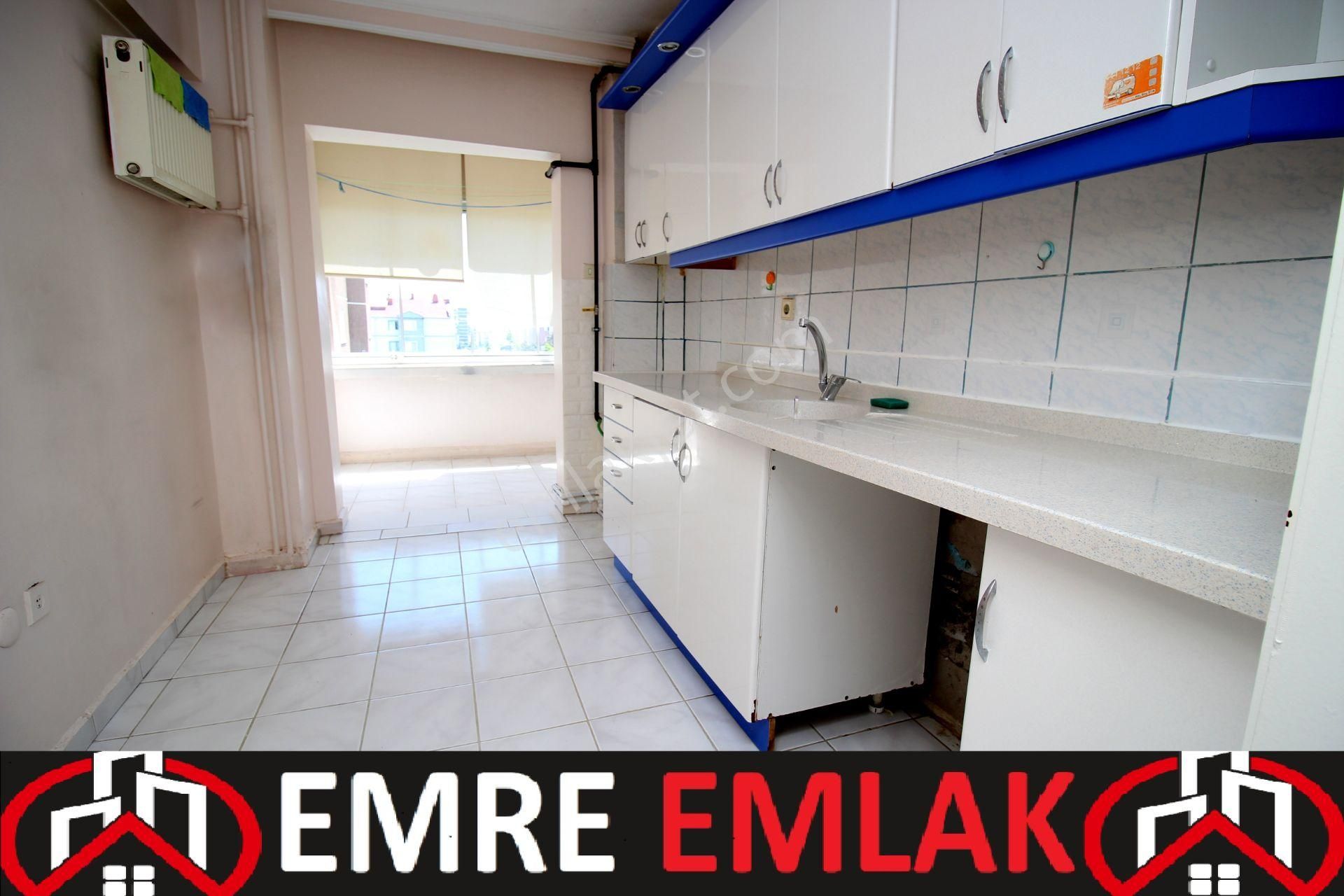Emre Emlaktan Elvankennte Ahi Mesut Bulv Yanı Site İçi 3+1 Satılık Daire