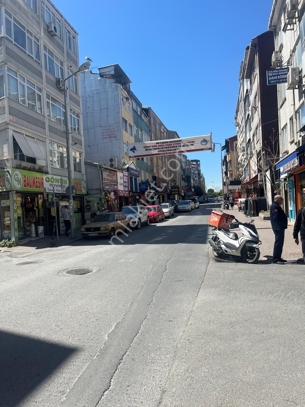 Fatih Kocamusfata Paşa Mahallesinde Cadde Uzerınde Kiralık İşyeri Ofis Uygun