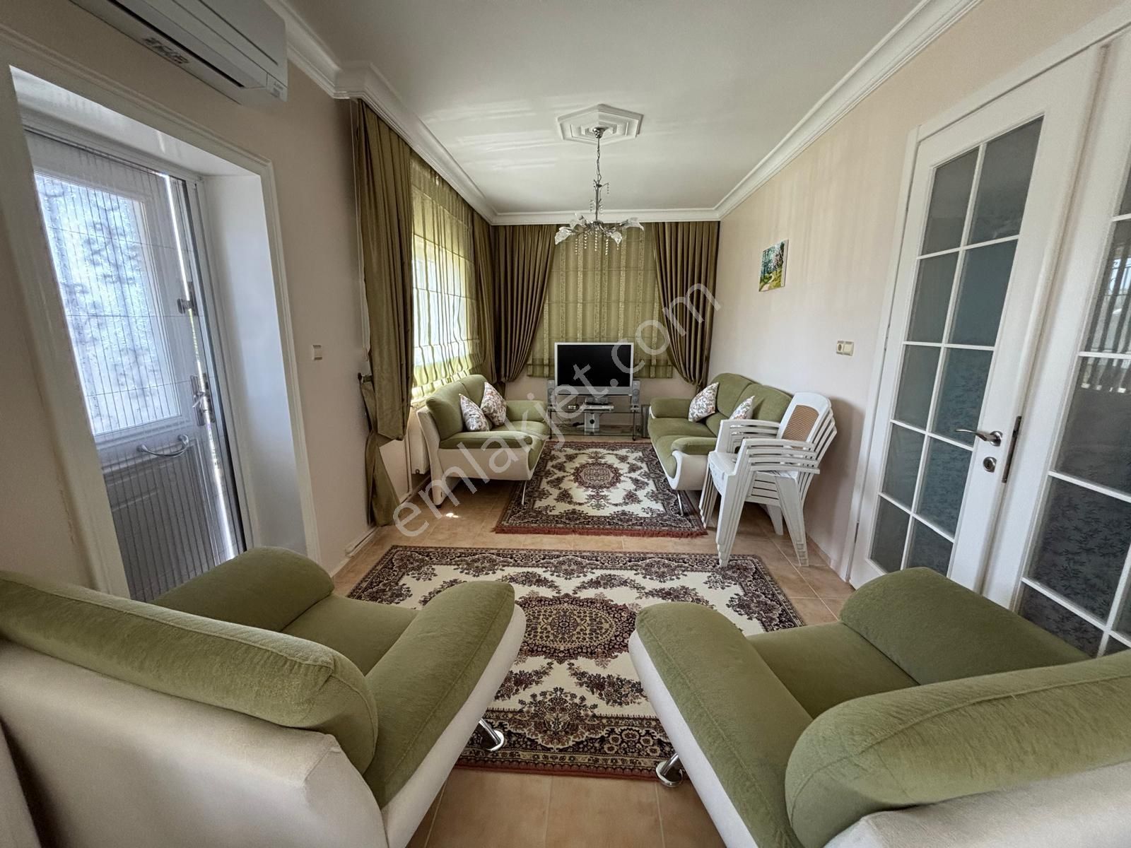 Bodrum Merkez Marinaya Yürüme Mesafesinde Eşyalı Kiralık Daire