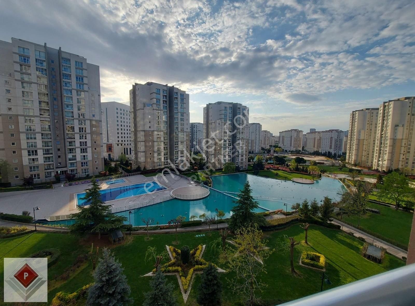Halkalı Atakent 3 Avrupa Konutları 1+1 Peyzaj Manzaralı Satılık