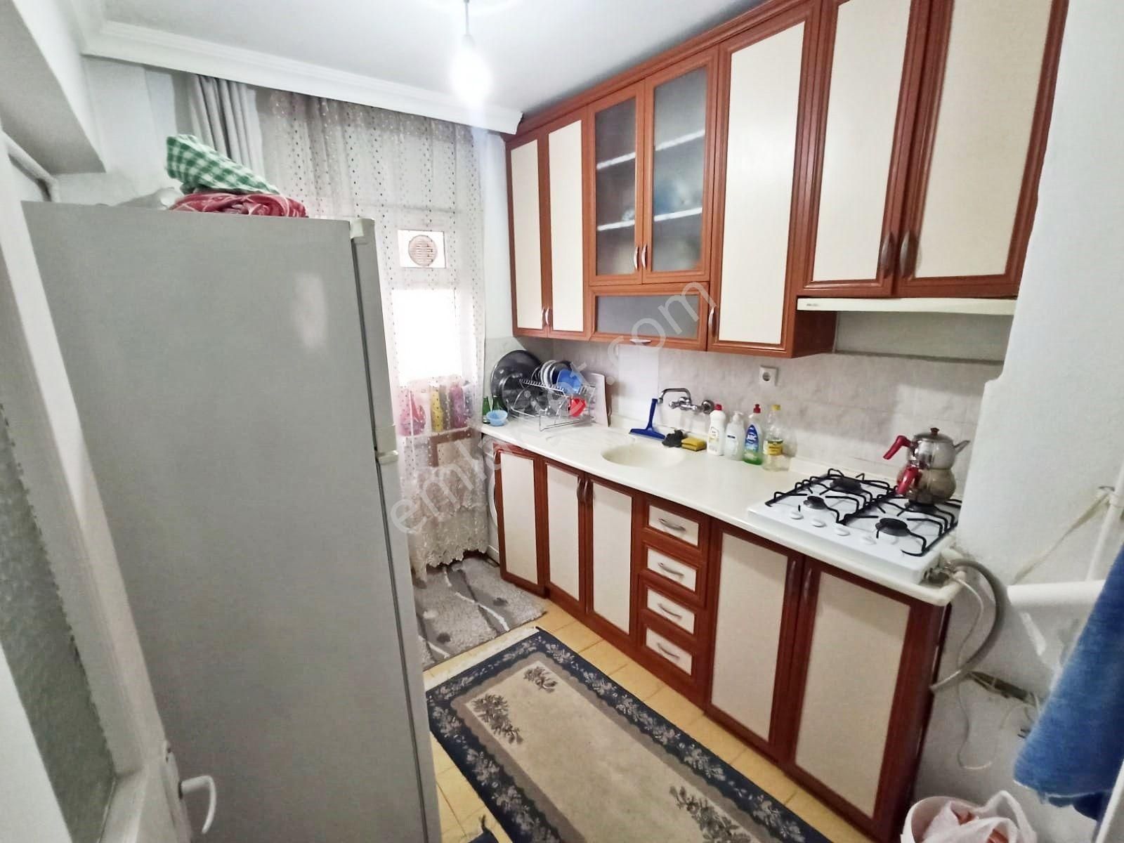 Sincan Merkezde 3+1 Ara Kat Harika Konumda Fırsat Daire