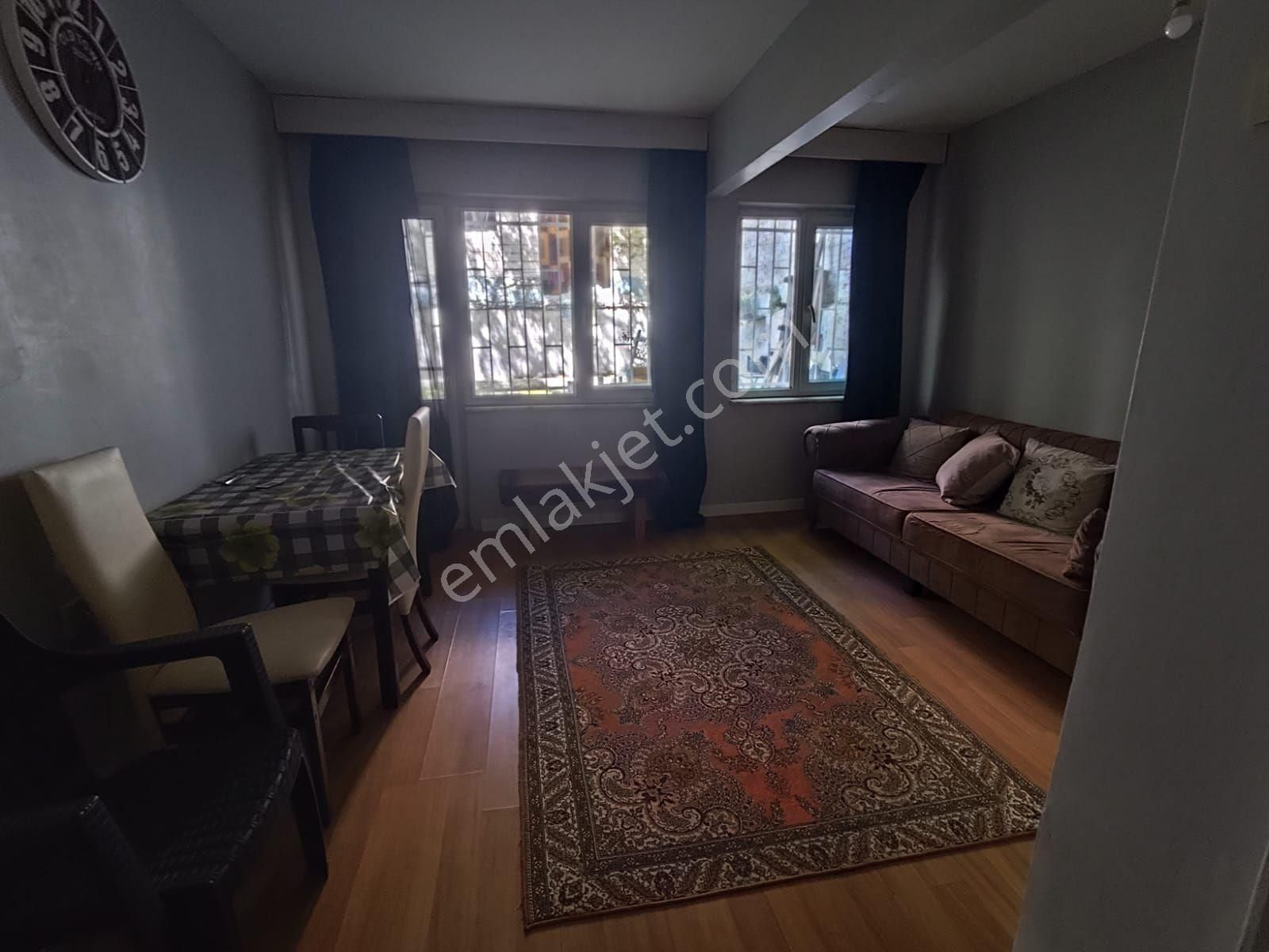 Çapa Şehriminı Çukurbostan Ziyagökalp Sok 2+1 Eşyalı Kiralık Daire
