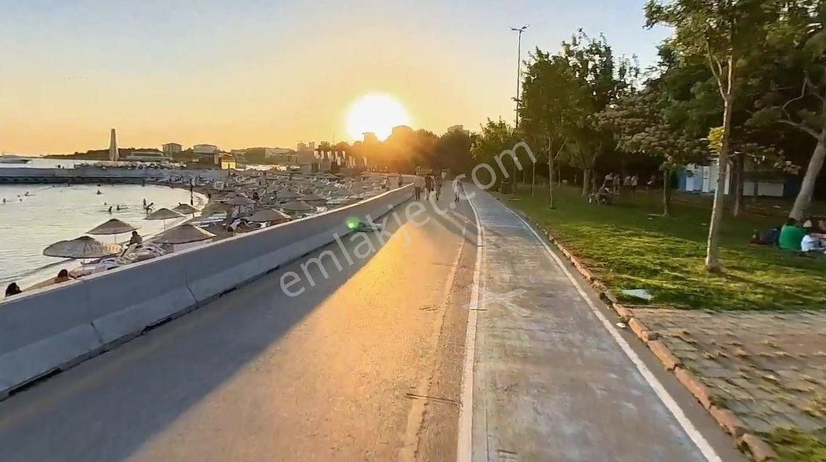 Mutluol Projeden Caddebostan Sahilde Satılık 4+2 Çatı Dubleks