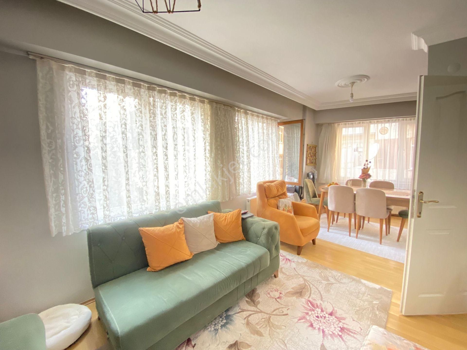 Bayrampaşa Muratpaşada Satılık 1+1 Arakat Daire