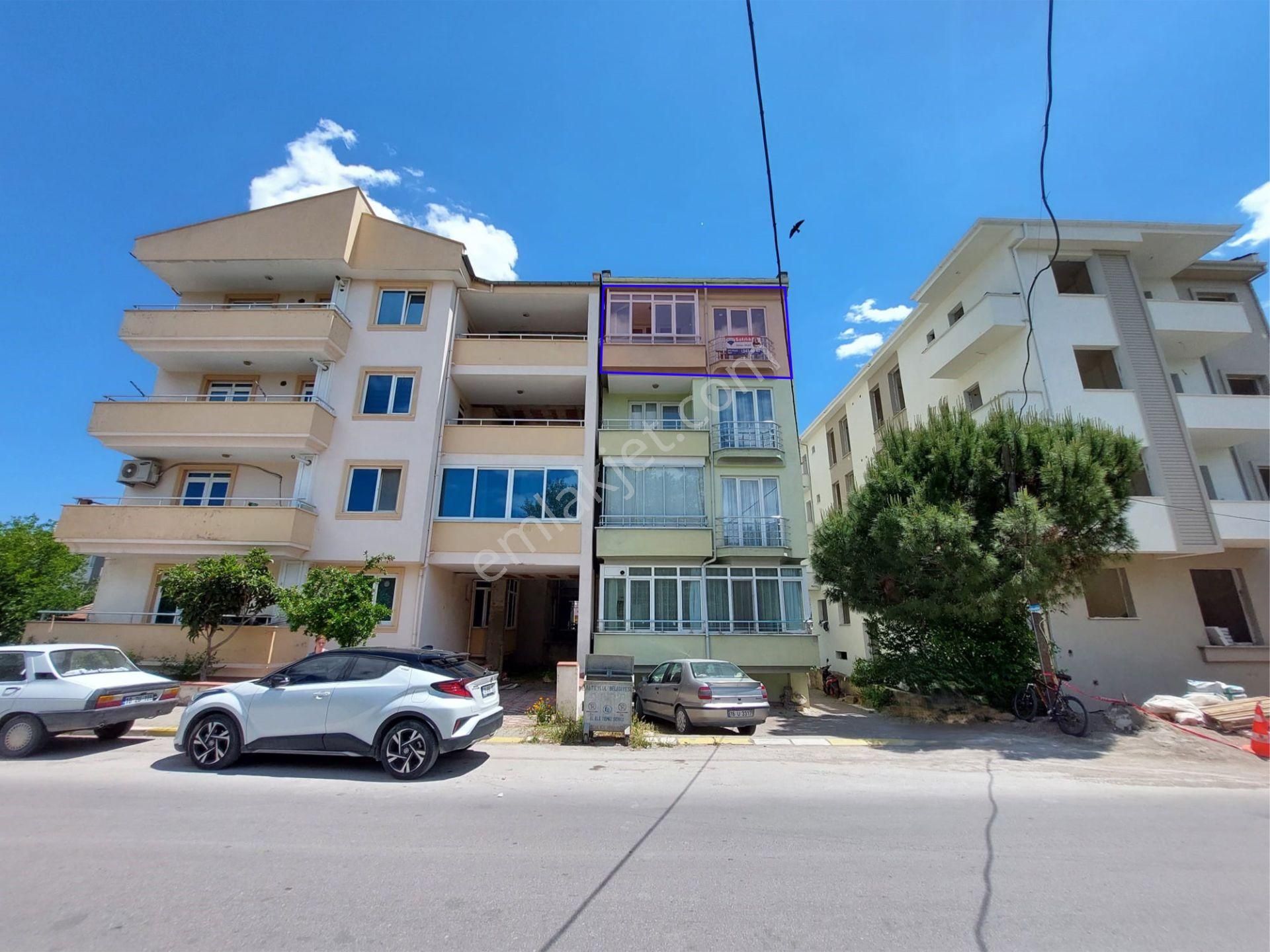 Re/max İnci'den Plevne'de Harika Konumda 2+1 Satılık Daire