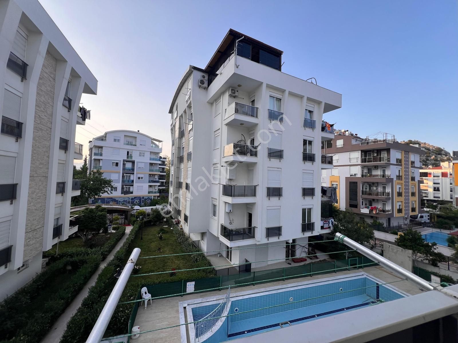 Hurma'da Site İçi Havuzlu 2+1 Satılık Daire