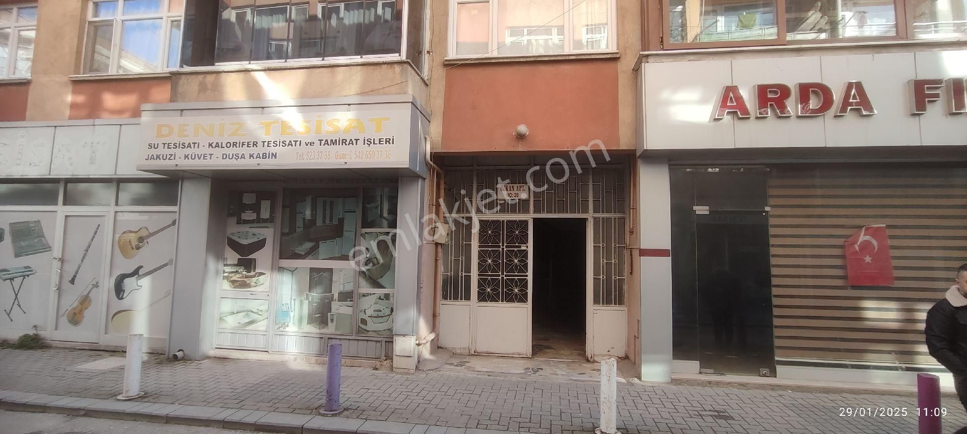 Satılık 3+1 Şerefiye Mah. - Görsel 2