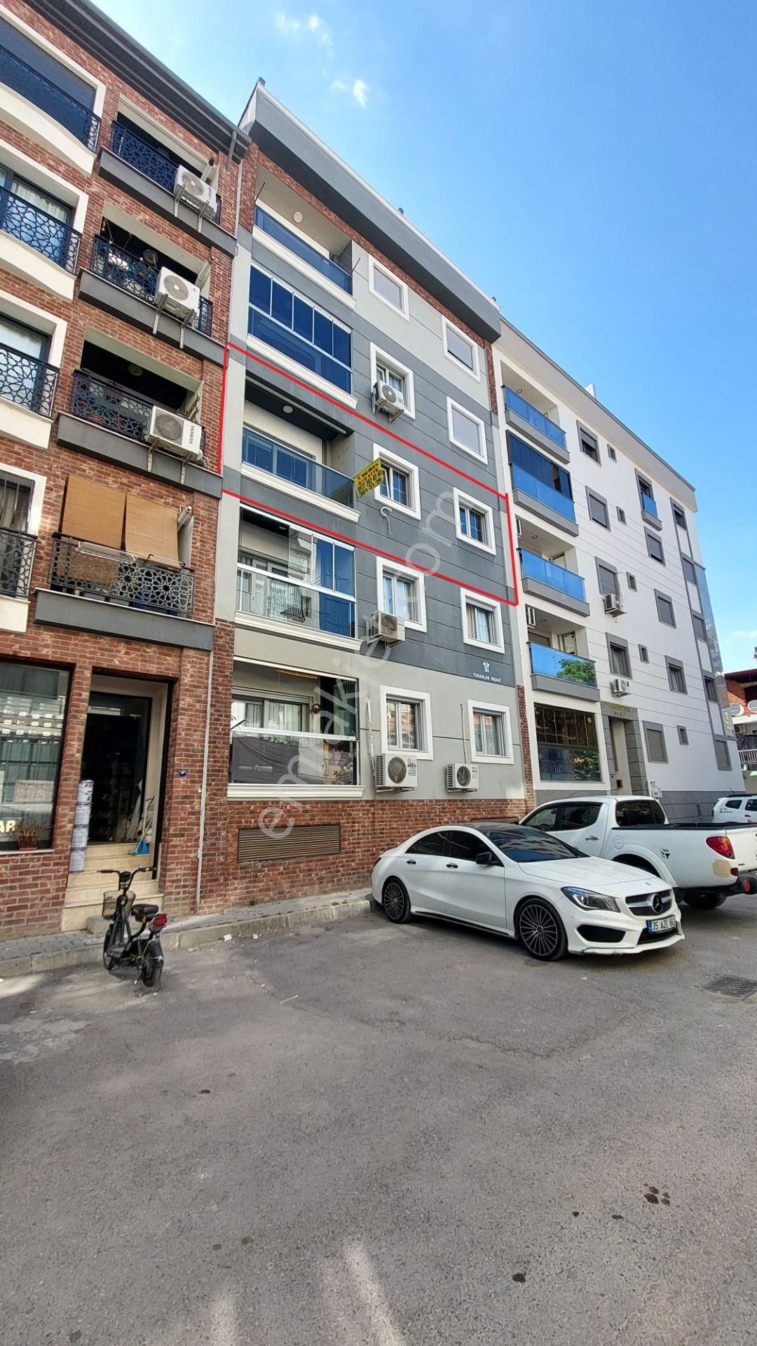 Karşıyaka İmbatlıda Ara Kat 2+1 Kiralık Daire Kanıt Emlaktan