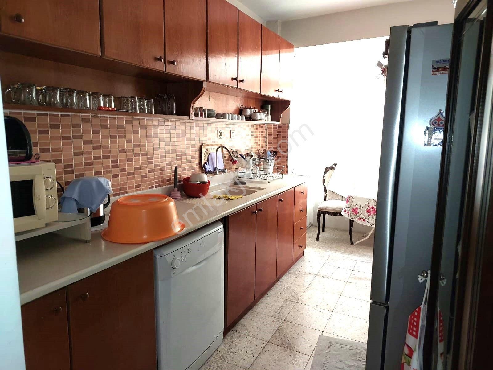 Karınca'dan Hürriyet Mh'de Bağımsız Mutfak,ara Kat 3+1 Satılık!