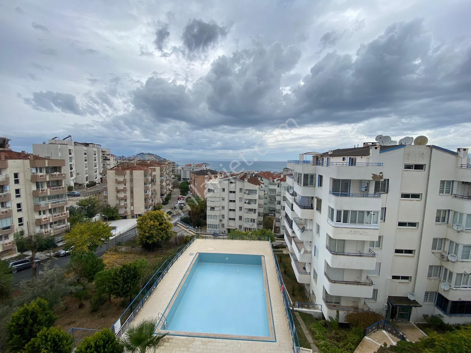 Ege Mahallesi’nde Kiralık Deniz Manzaralı 3+1 Daire!