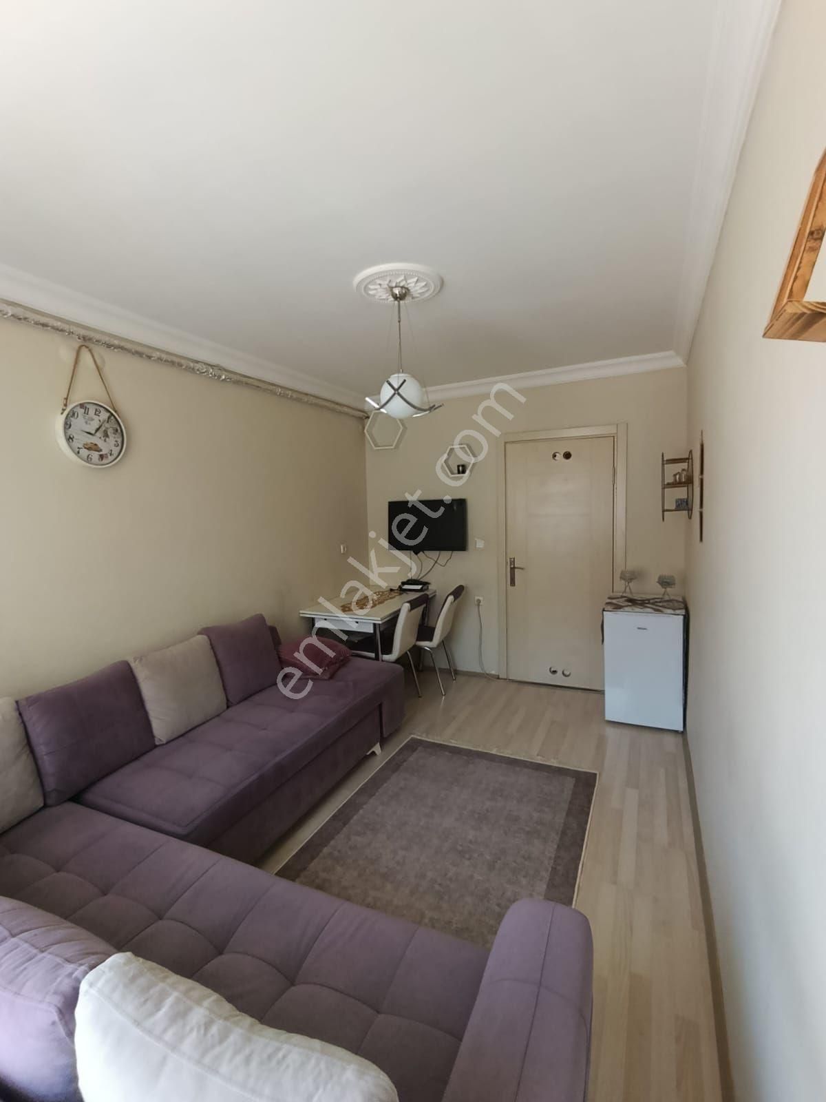 Net Emlaktan Beşevlerde Eşyalı Kiralık 1+1 Daire