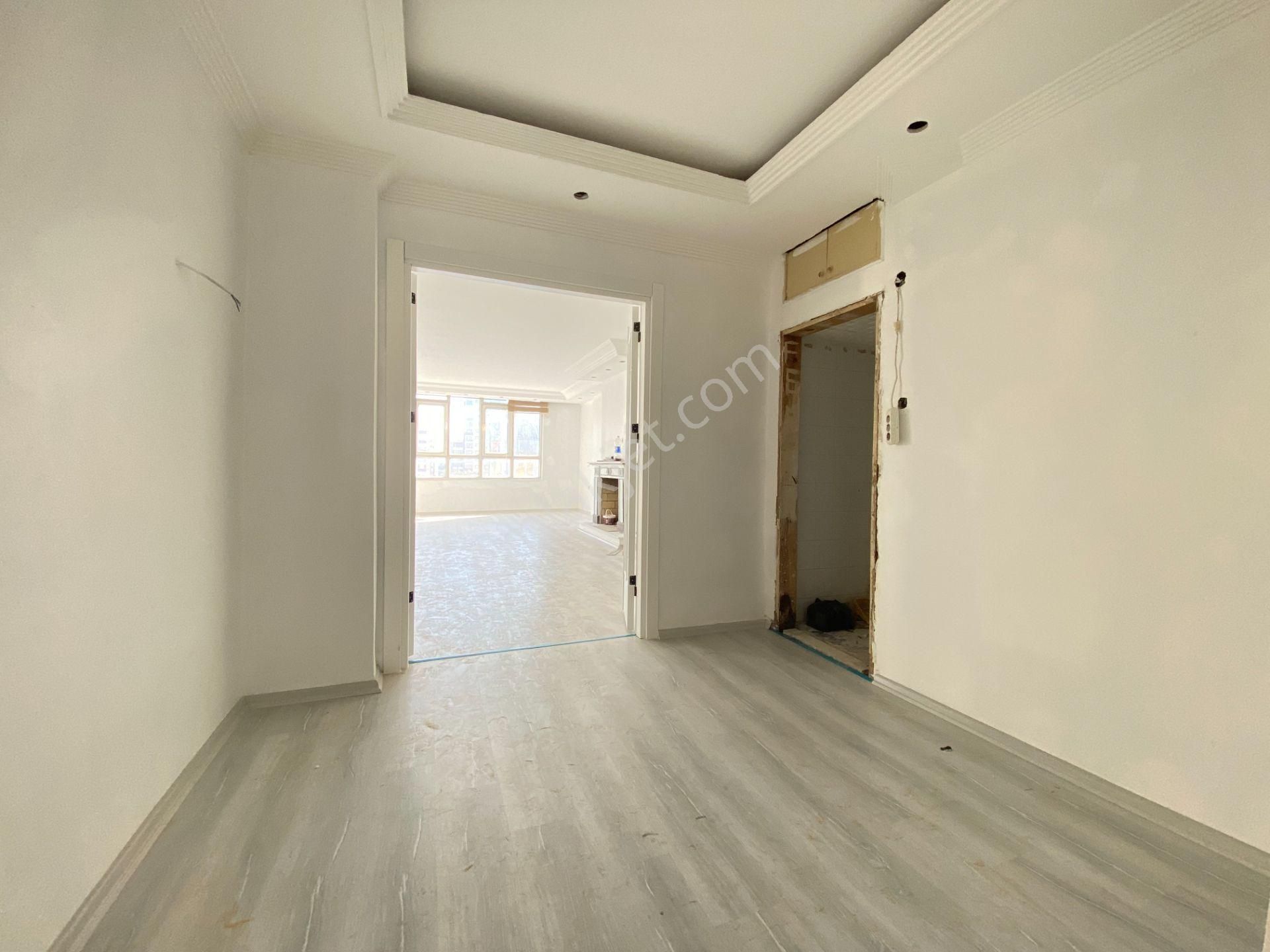Gazipaşa Bulvarı 240 M2 3+1 Kapalı Mutfak/otoparklı Hasarsız Satılık Daire - Görsel 6