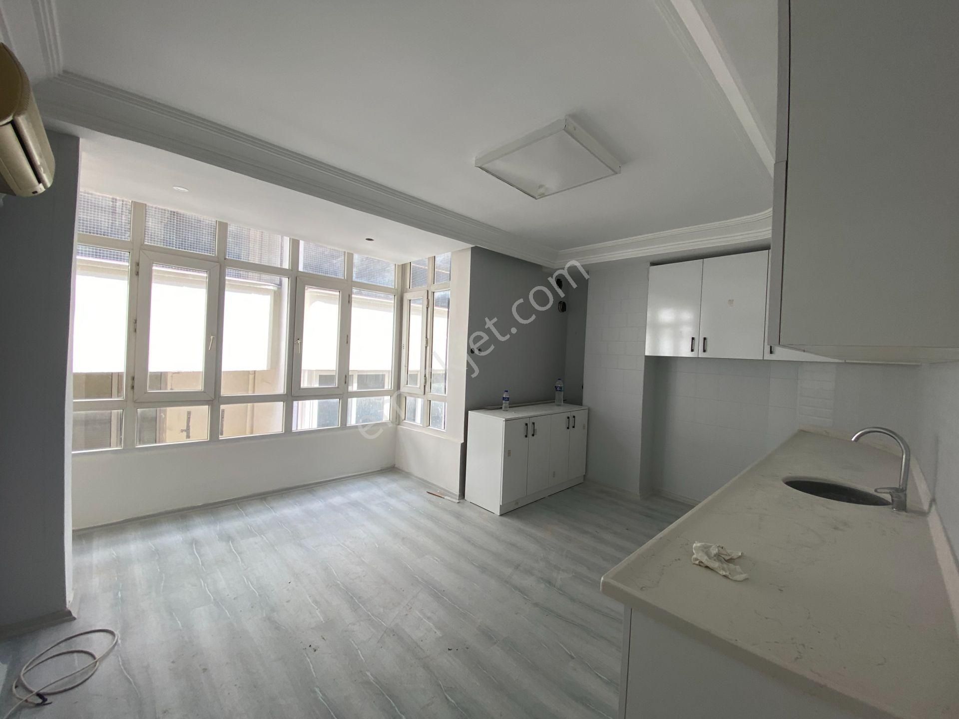 Gazipaşa Bulvarı 240 M2 3+1 Kapalı Mutfak/otoparklı Hasarsız Satılık Daire - Görsel 4
