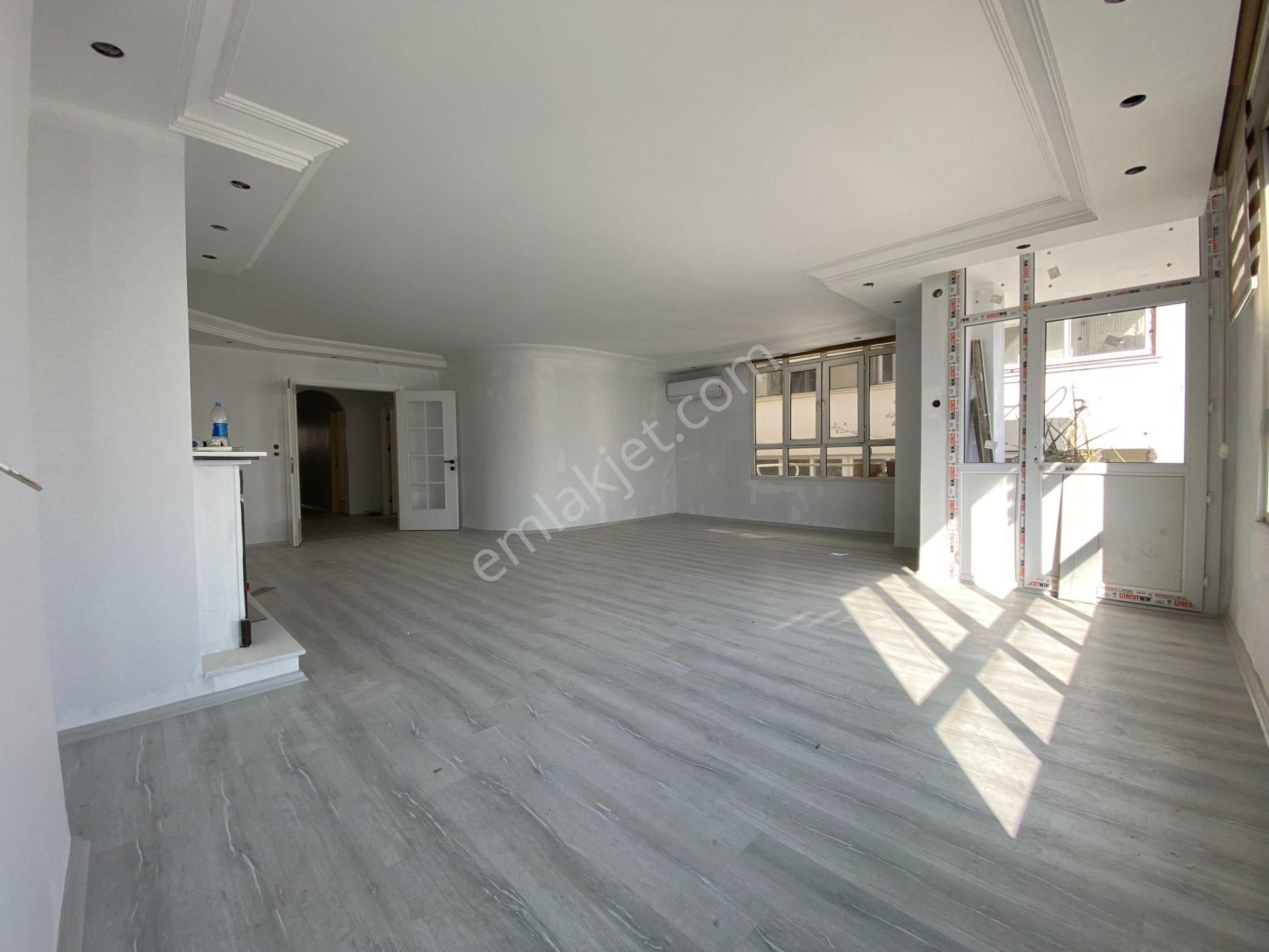 Gazipaşa Bulvarı 240 M2 3+1 Kapalı Mutfak/otoparklı Hasarsız Satılık Daire - Görsel 3