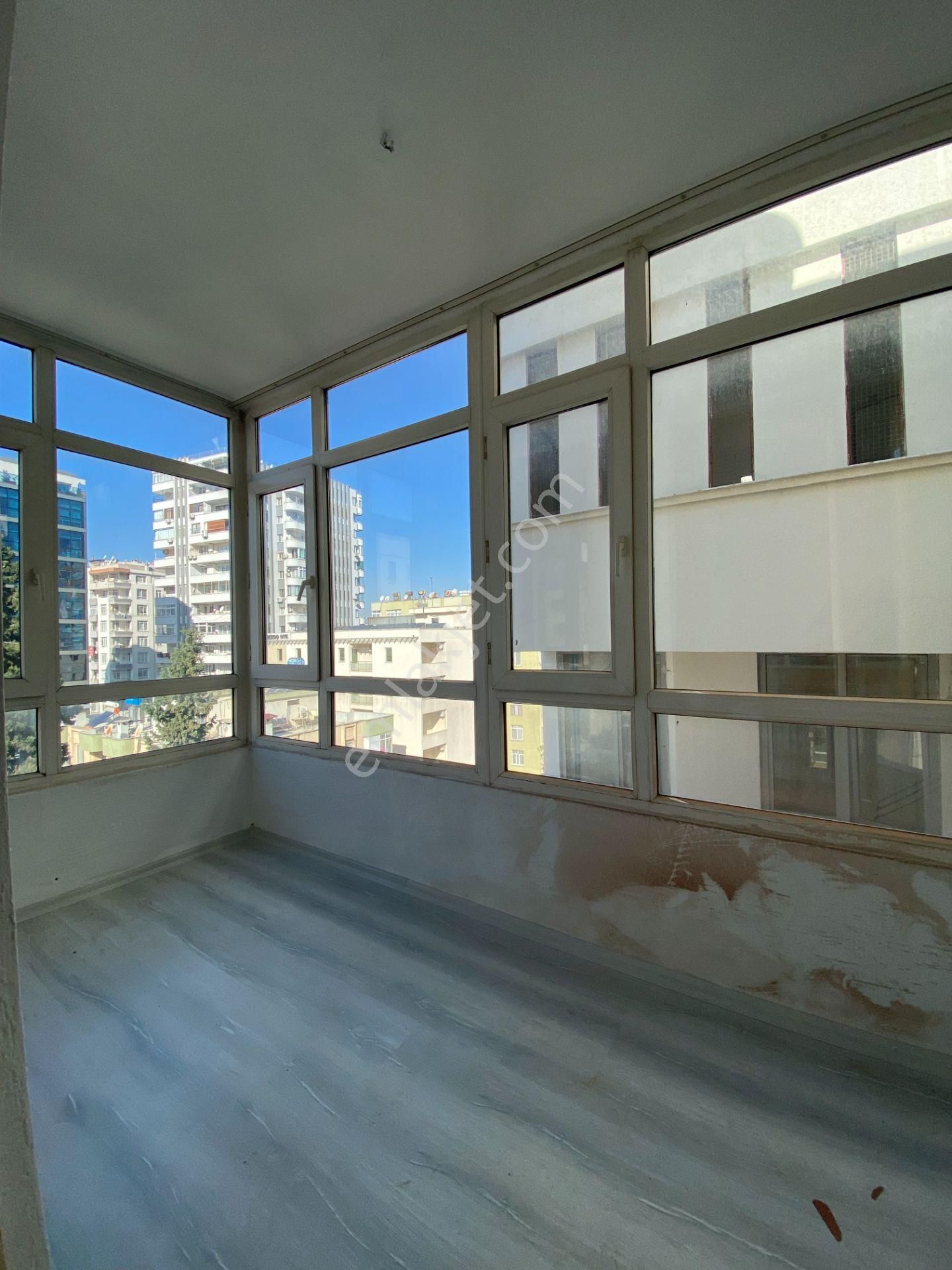 Gazipaşa Bulvarı 240 M2 3+1 Kapalı Mutfak/otoparklı Hasarsız Satılık Daire - Görsel 14