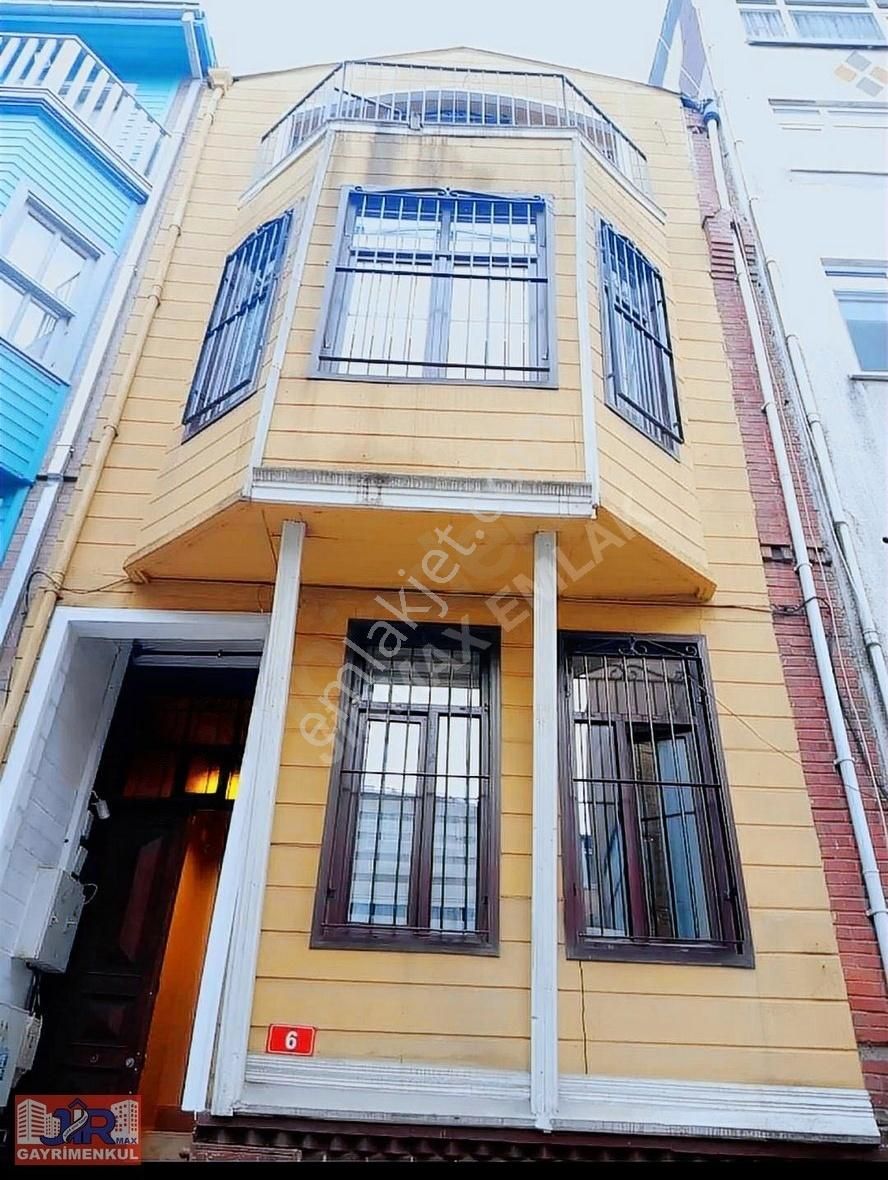 Jirmax'den Kadıköy Yeldeğirmeni Kiralık Her Şey Dahil 1+0 Daire