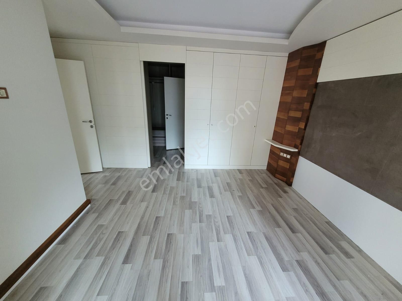 Delux'den Hürriyet Mah.'de Havuz Cepheli Ultralux 3+1 Daire - Görsel 18