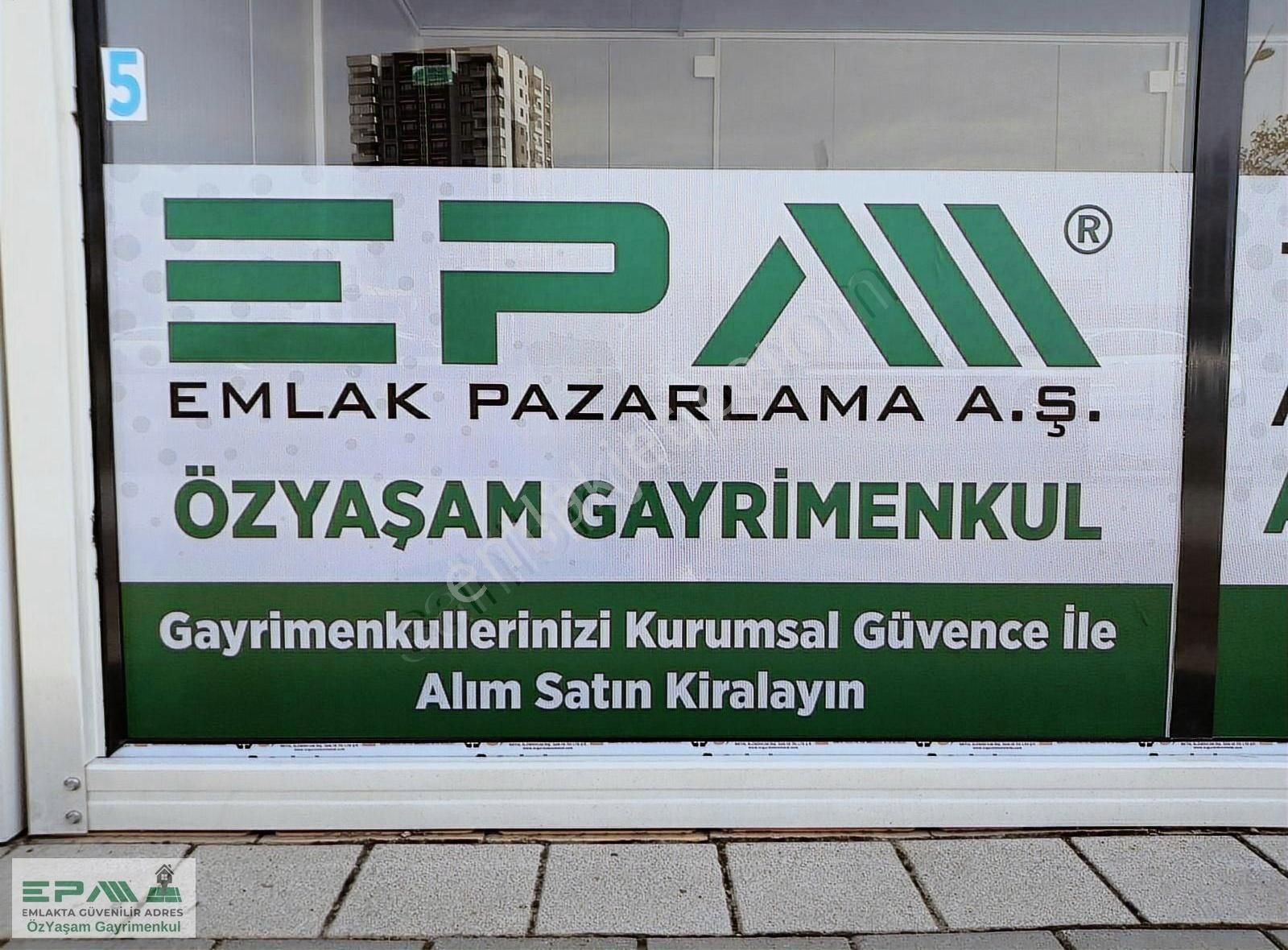 Epa Özyaşamdan Kapaı Çarşı Üst Katta Satılık Dükkan