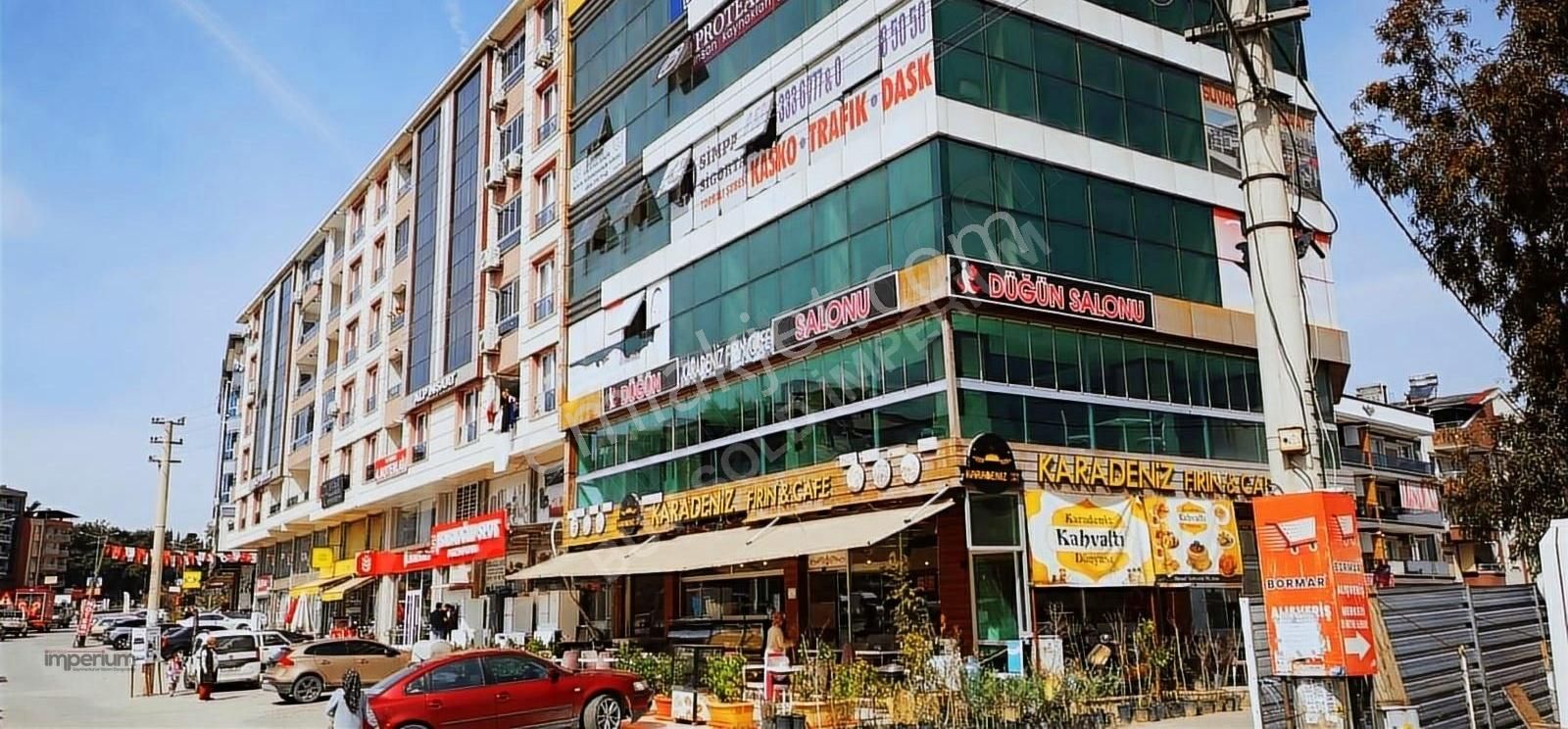 İzmir Torbalı Ayrancılar'da Cadde Cephe Köşe 2+1 Ofis