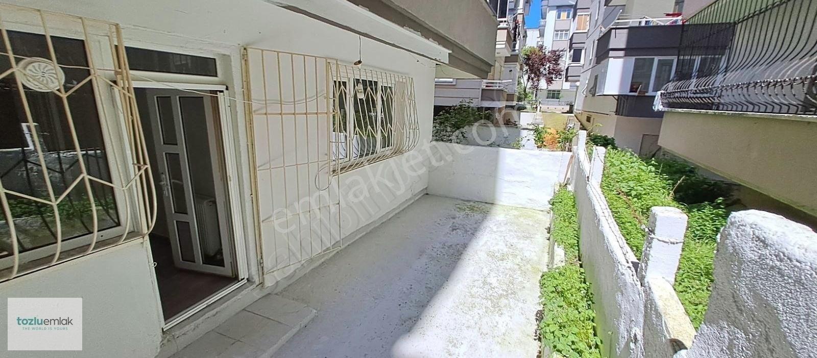 Tozluemlak'tan Ömürevlerinde Satılık 2+1 Bahçeli Daire