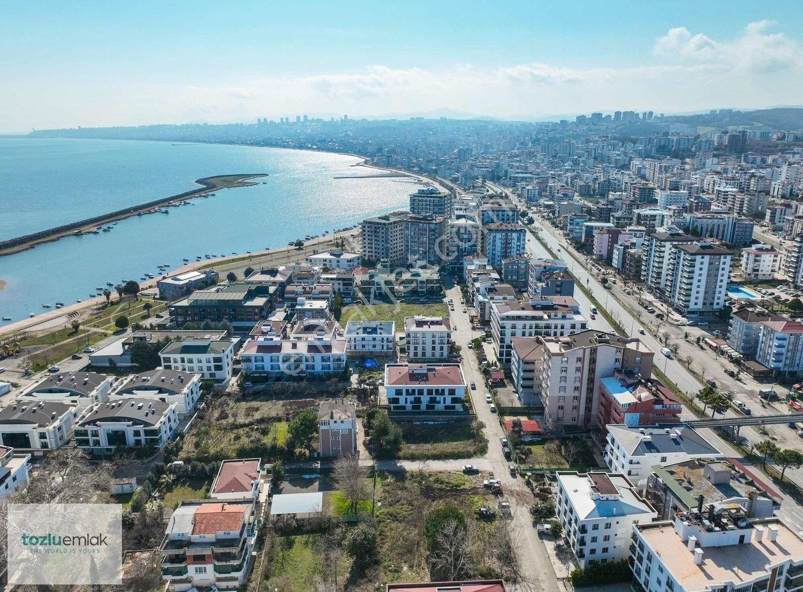 Tozluemlak'tan Körfez Sahilde Denize 50mt Mesafede
