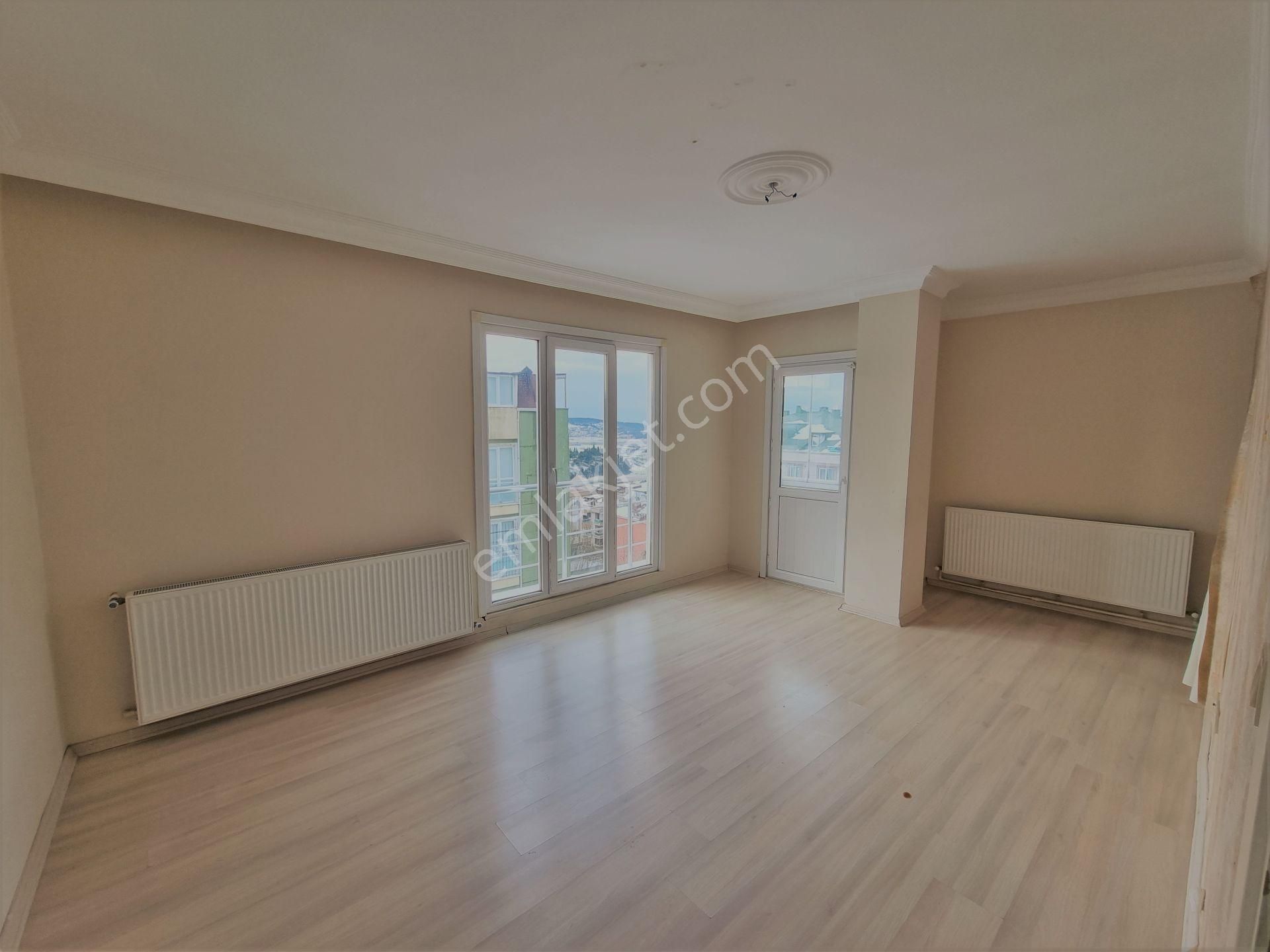 Doğan Emlak 'tan Ortadağ Çarşıya Yakın Kiralık 2+1 Arakat Daire
