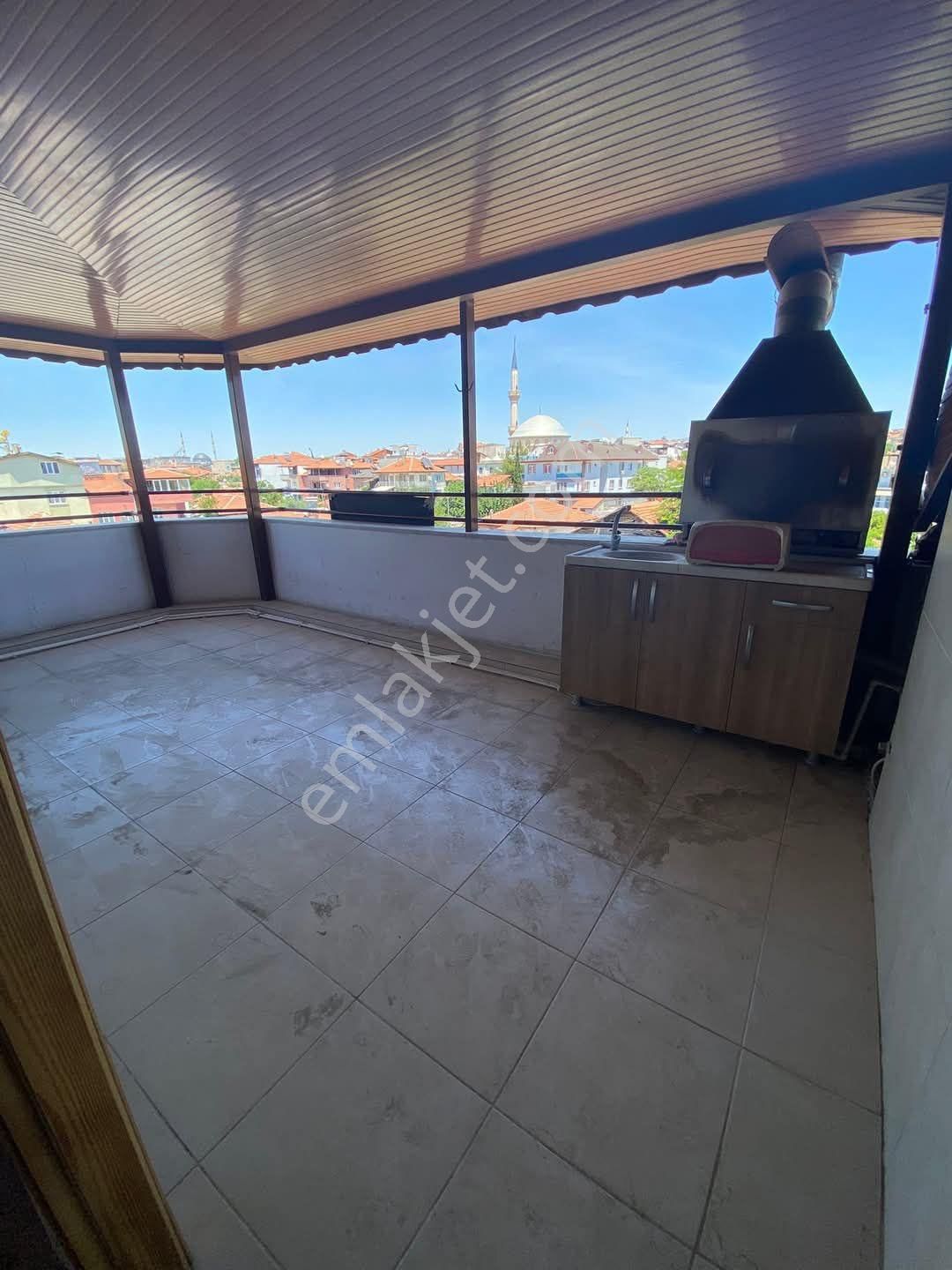Satılık 4+1 Daire 250m2 Sevindik Mevkisinde