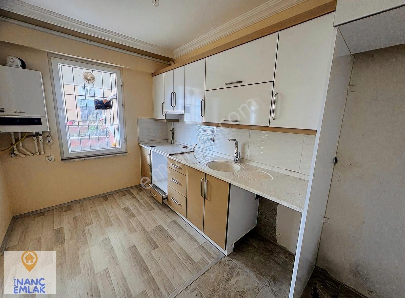 İnanç Emlaktan Gedikkayada 2+1 Kiralık Giriş Kat Daire