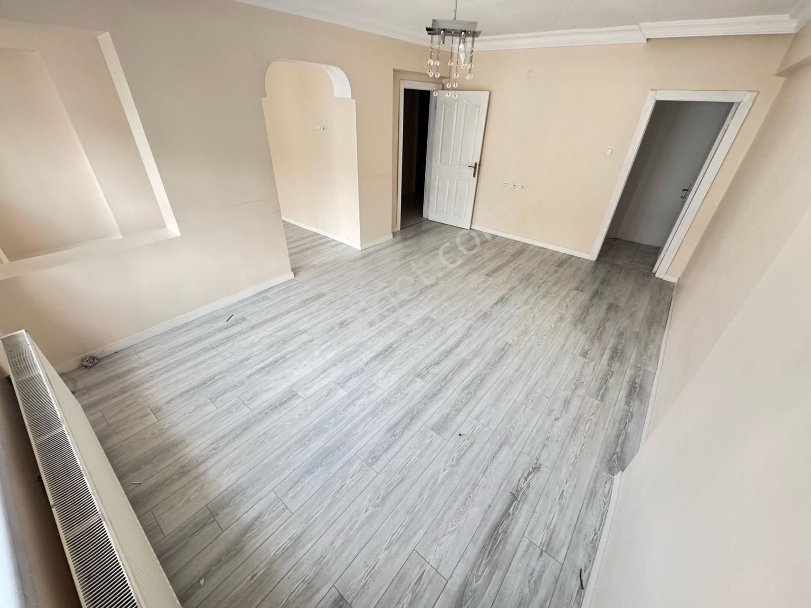 Atakent Mh'de 5+1 190m²bağımsız Asansörlü Ön Cephe Teras