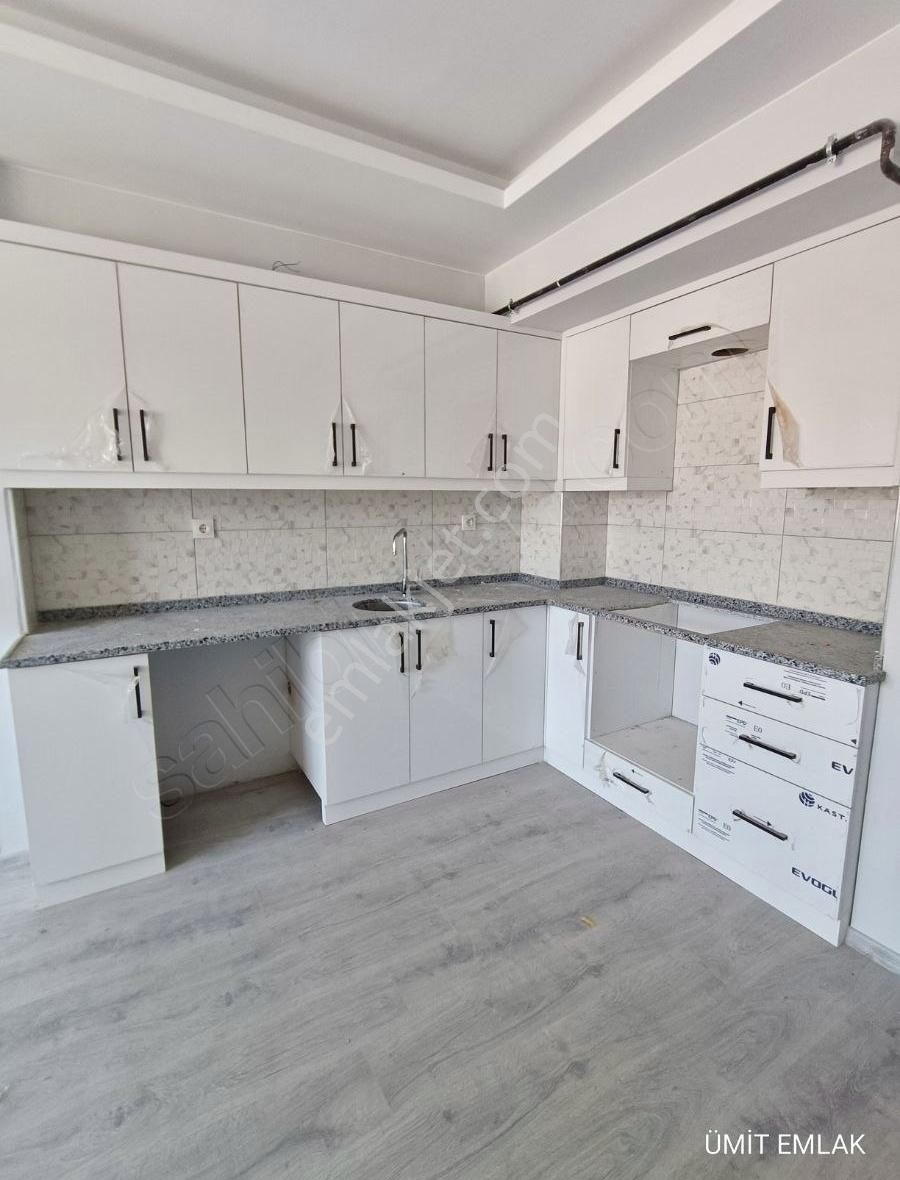 Bolu Merkezde Arakat Sıfır 1+1 Satılık Daire