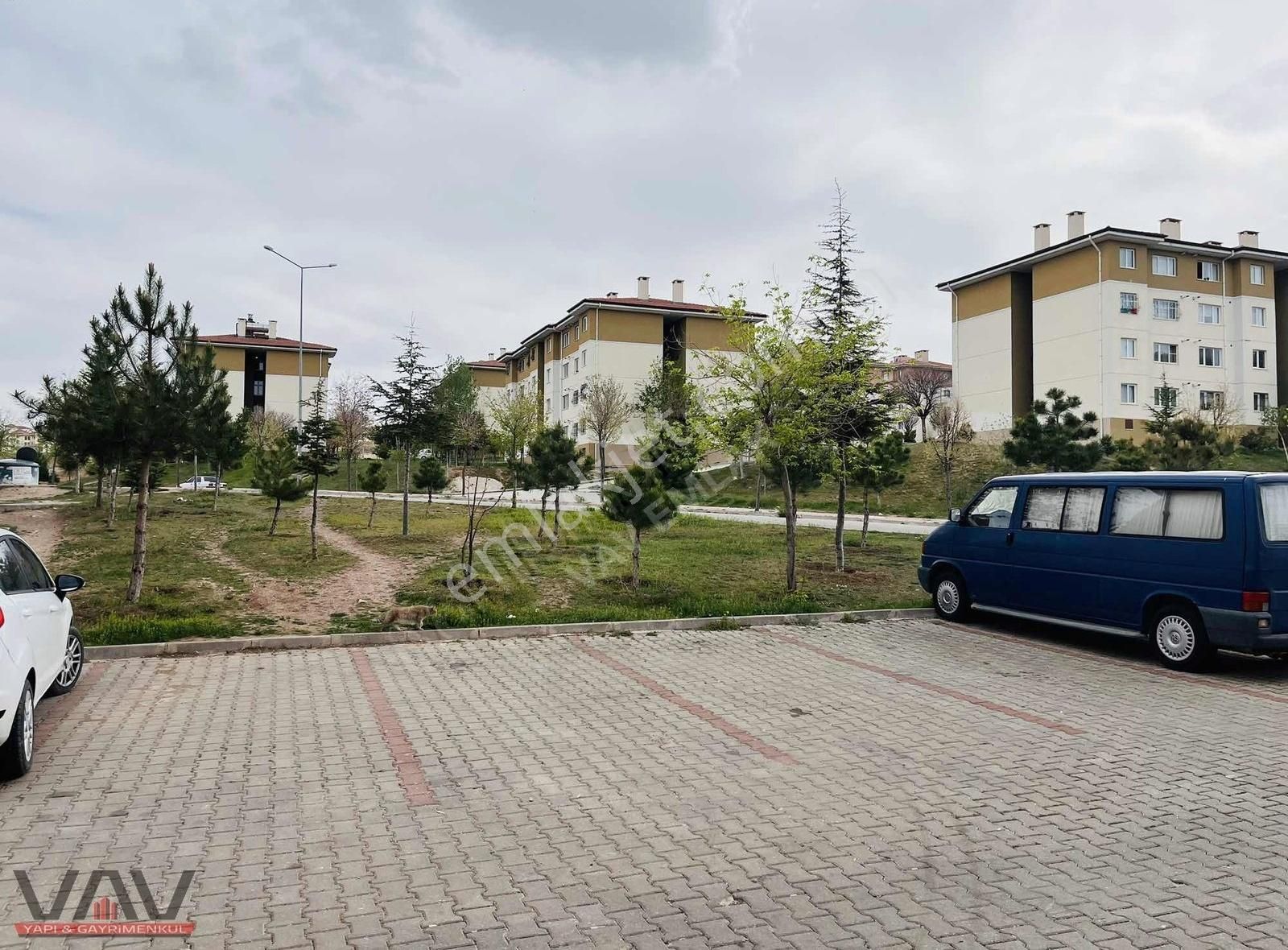 Meram Gödene Toki Evlerinde Temiz Binada Satılık 1+1 Daire! - Görsel 13