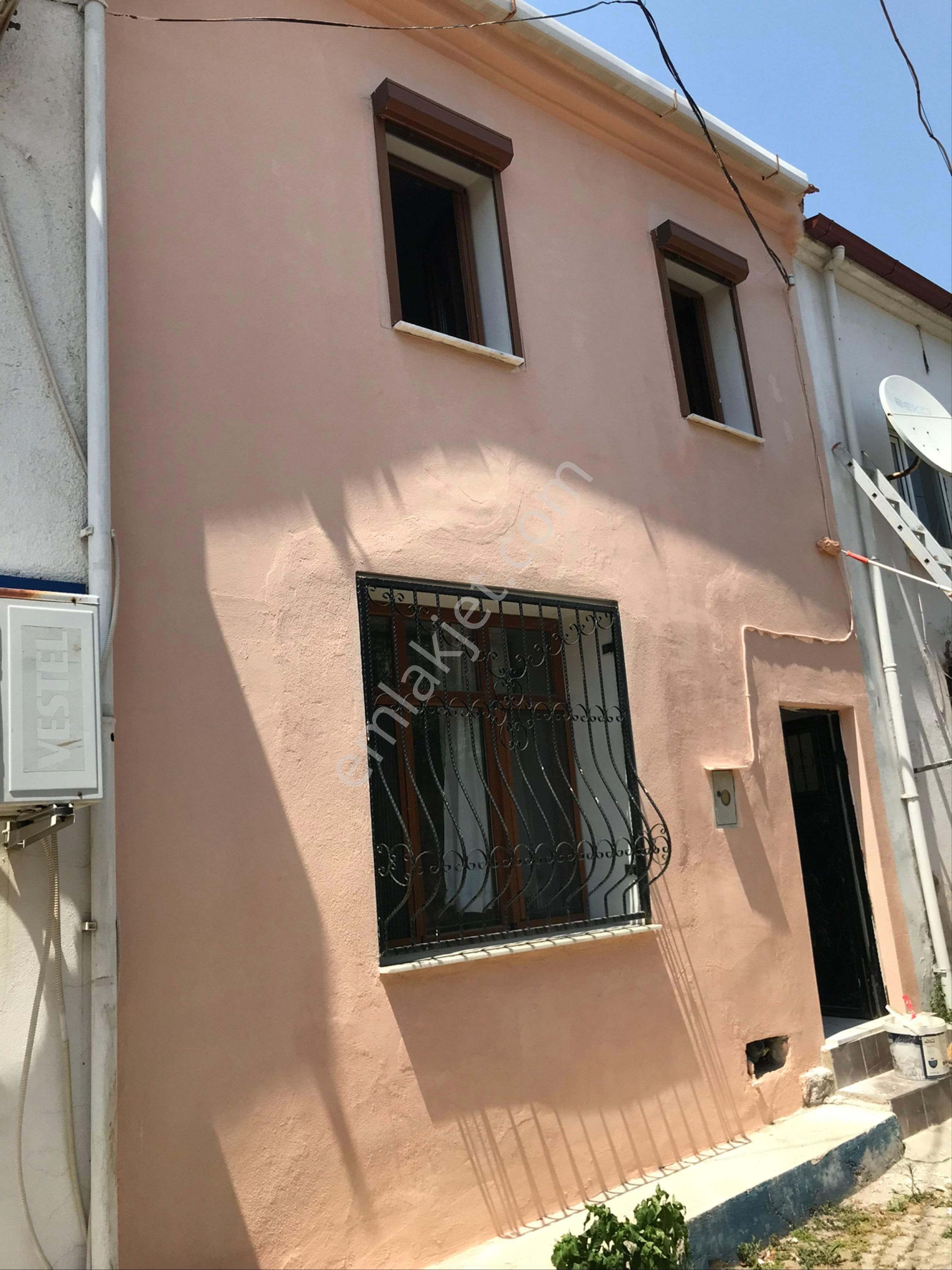Sahibinden Satılık Ayvalık Merkezde Müstakil Ev