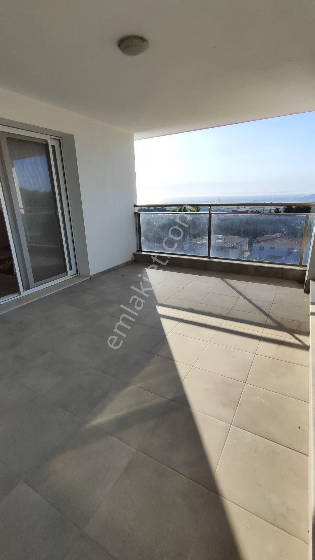 Kuşadası'nda Muhteşem Manzaralı Tripleks Villa - Görsel 22
