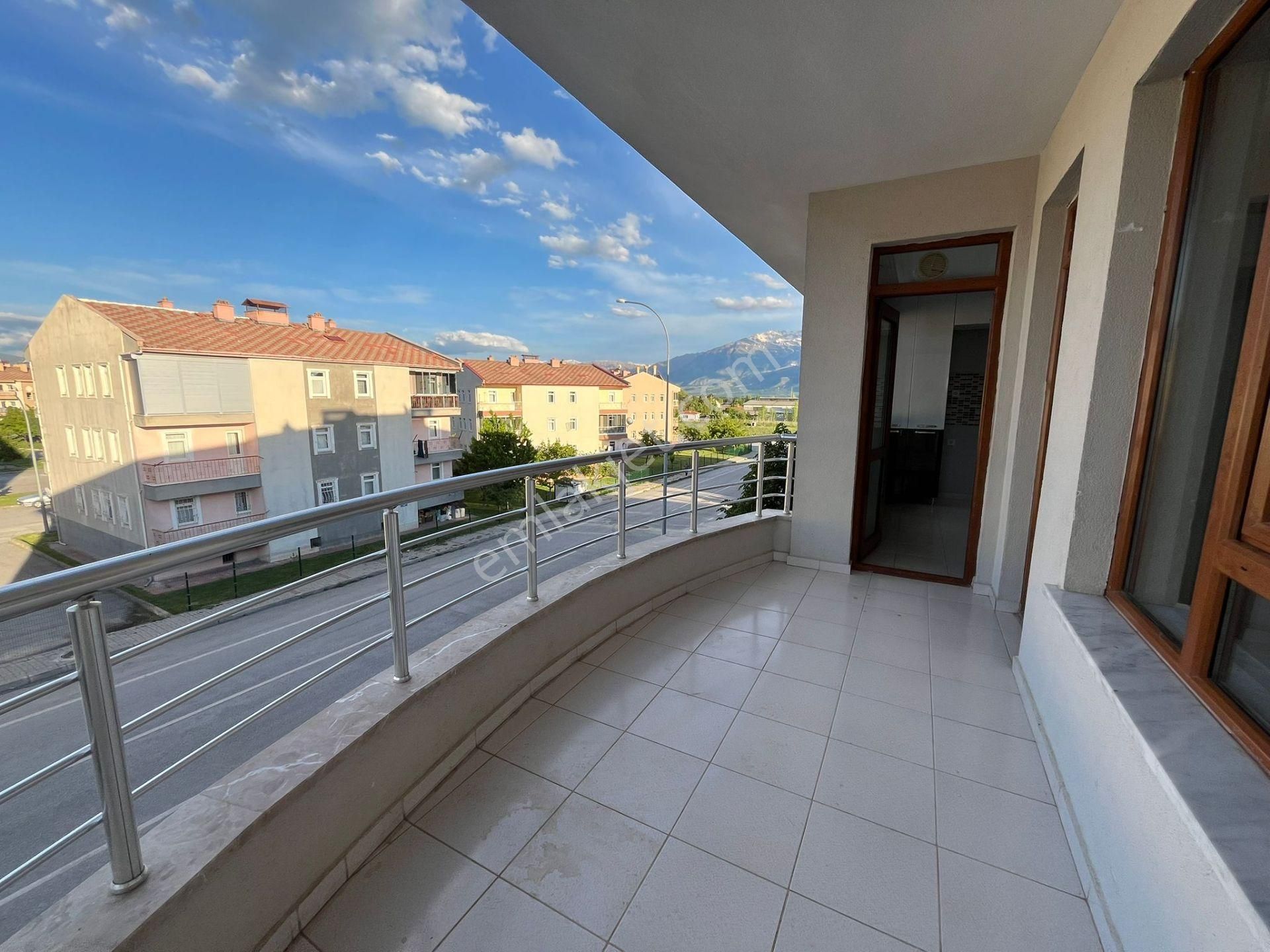 Remax Dem'den Mimarsinan Mah Orka 2 2. Etapta Satılık 3+1 Daire