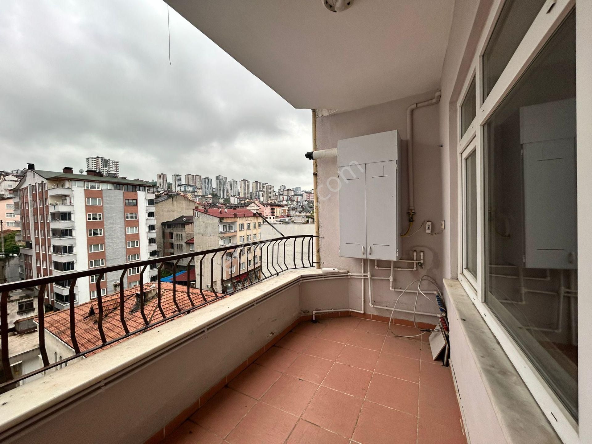 Emay Gayrimenkulden Kurtuluş Mah. 3+1 Kiralık Daire