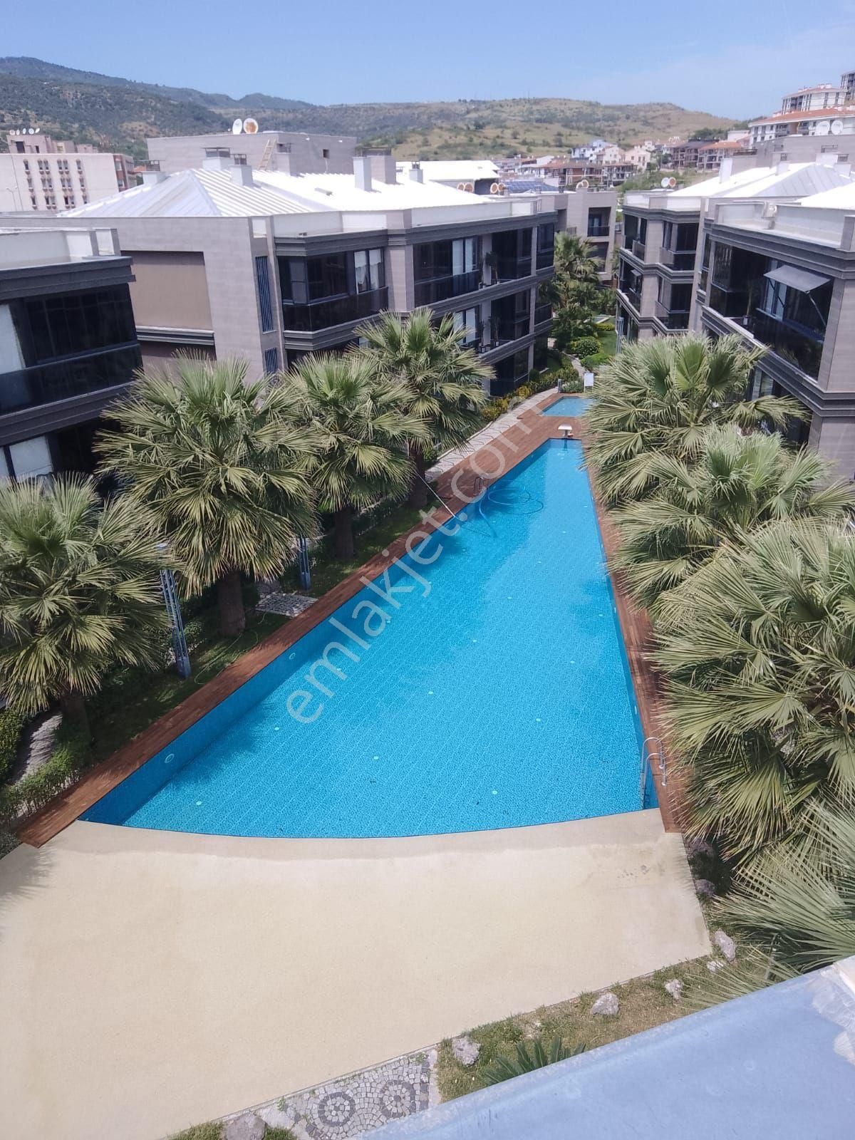 Bergama'nın En Prestijli Sitesi Aslı Garden Kumsalda Ara Kat