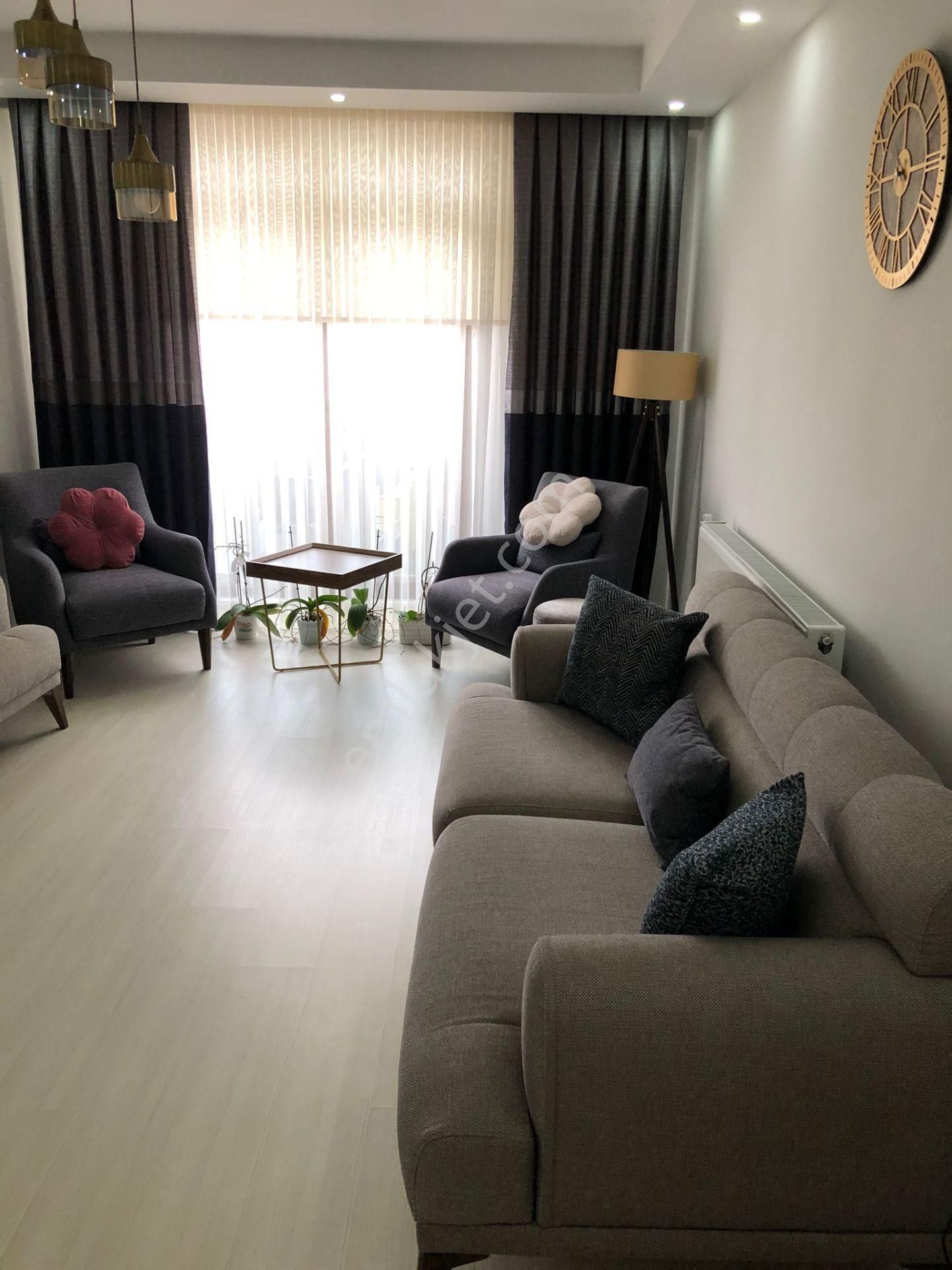Merkezı Konumda 4+1, Çift Teraslı, Yeni Ve Modern Satılık Daire!