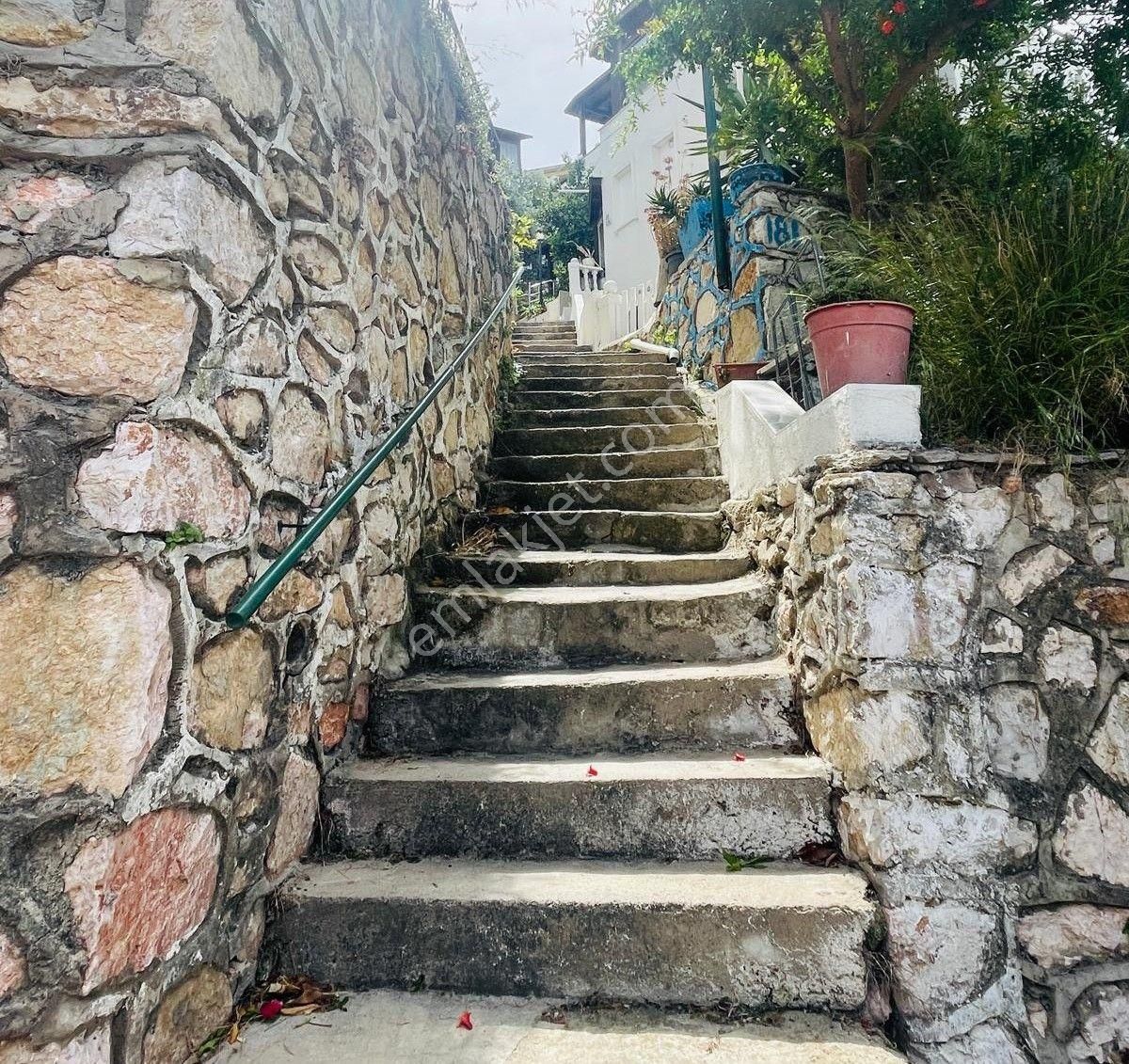 *saygın* Akyarlar' Da Harika Deniz Manzaralı 2 Girişli Dubleks Daire - Görsel 4