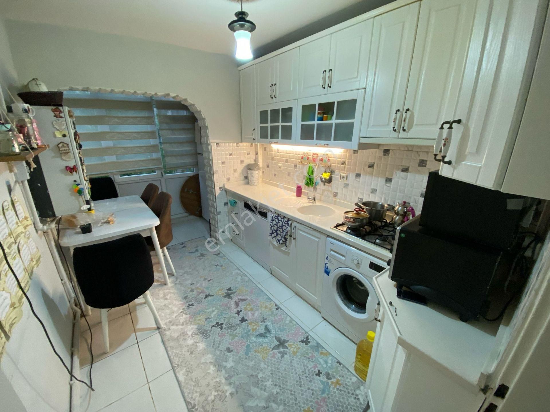 Selçuklu Mh'de 3+1 120m²bağımsız Ara Katta Yapılı Ön Cephe Daire