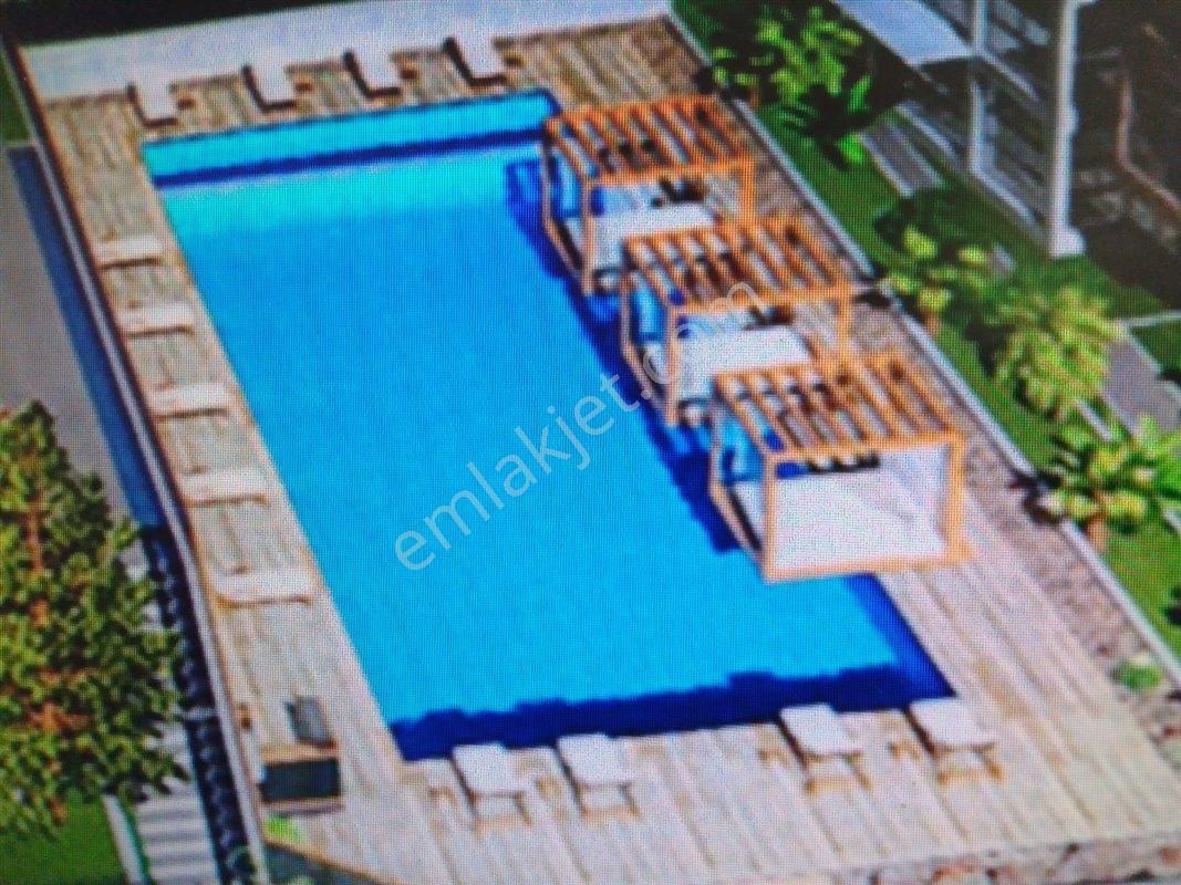 Mudanya'da Satılık Deniz Manzaralı 3+1 Dublex Havuzlu Daire