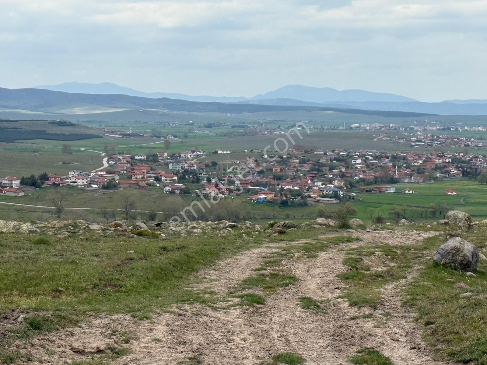 Bolu Dörtdivan'da Fırsat Tarla 14.400m2 Doğayla İç İçe Fırsat