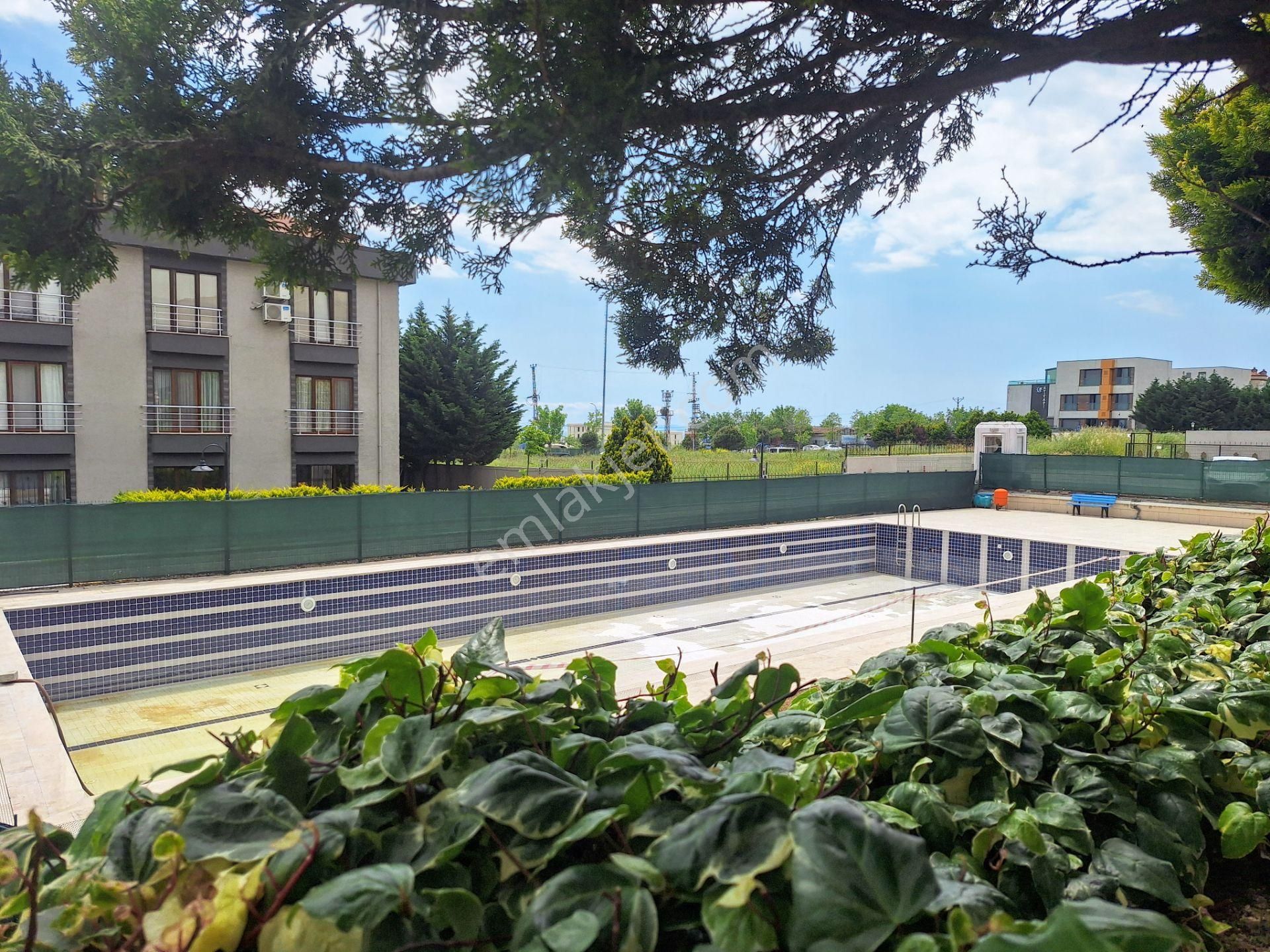 Beylikdüzü Reşitpaşa Konakları Satılık 3+1 Daire