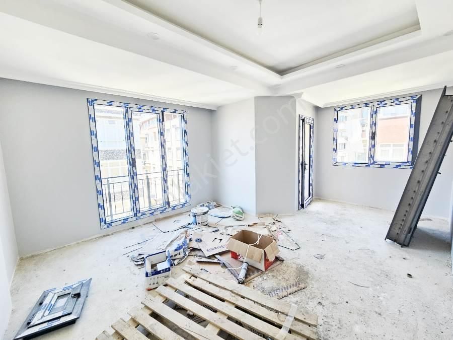 Bahçelievler Çobançeşme Mevkinde Sıfır 2+1 Satılık Daire