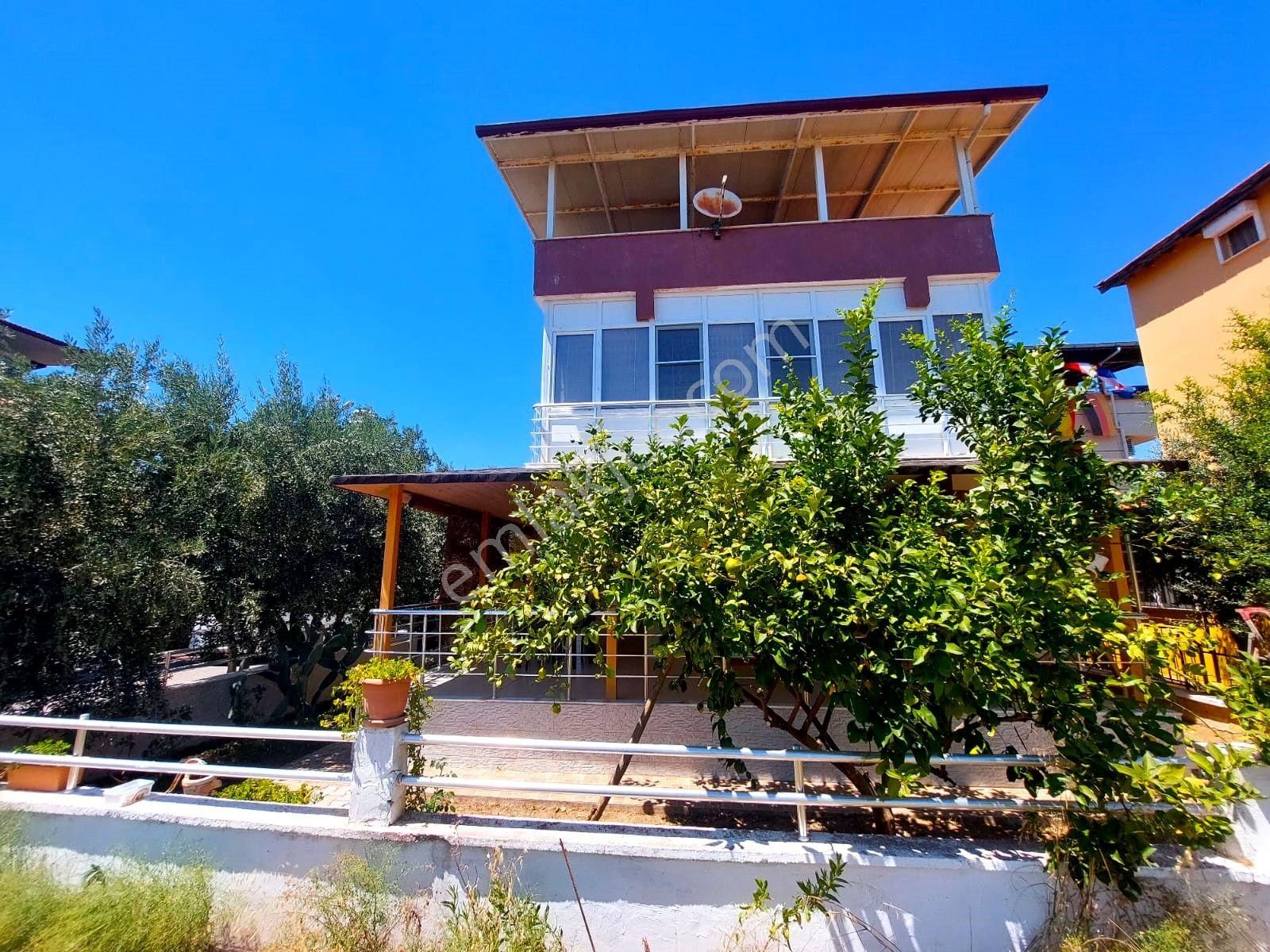 İzmir Seferihisar Doğanbey De Satılık Müstakil Yazlık 3+1
