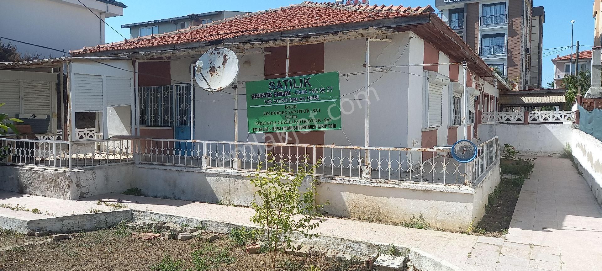 Akustik Emlak,tan Satılık Mustskil Tek Kat Bahçeli Ev