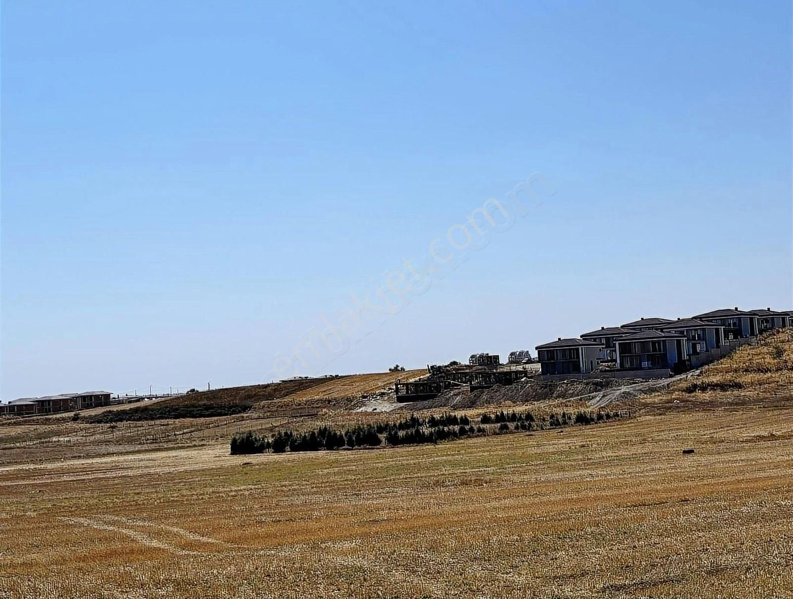 Fiyat Düştü... Muhteşem Konumda 1179 M2 3 Villalık Arsa